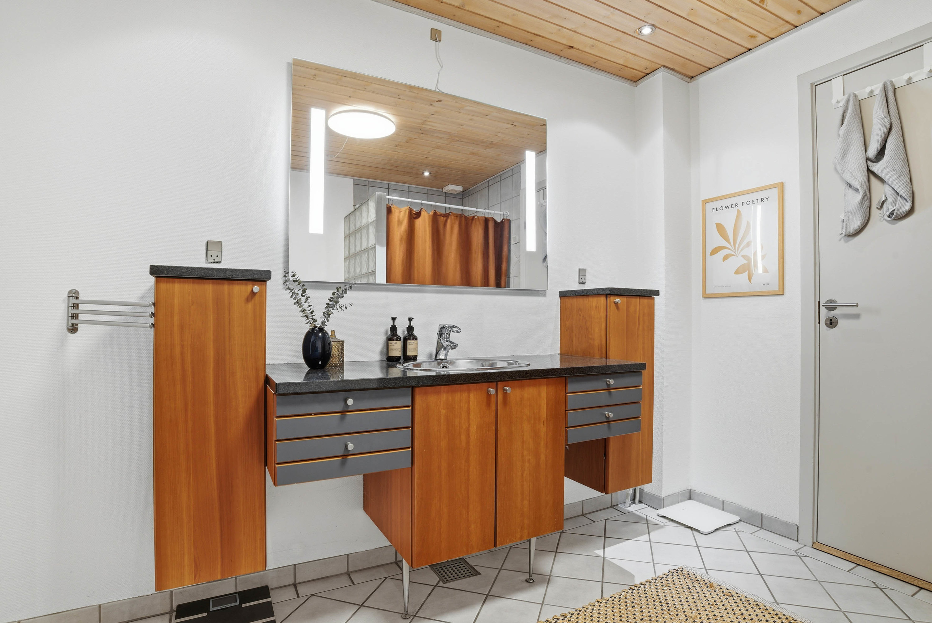 Fremhævet badeværelse billede i fuldskærmstilstand. Billede af Hartmannsvej 105, 7500 Holstebro