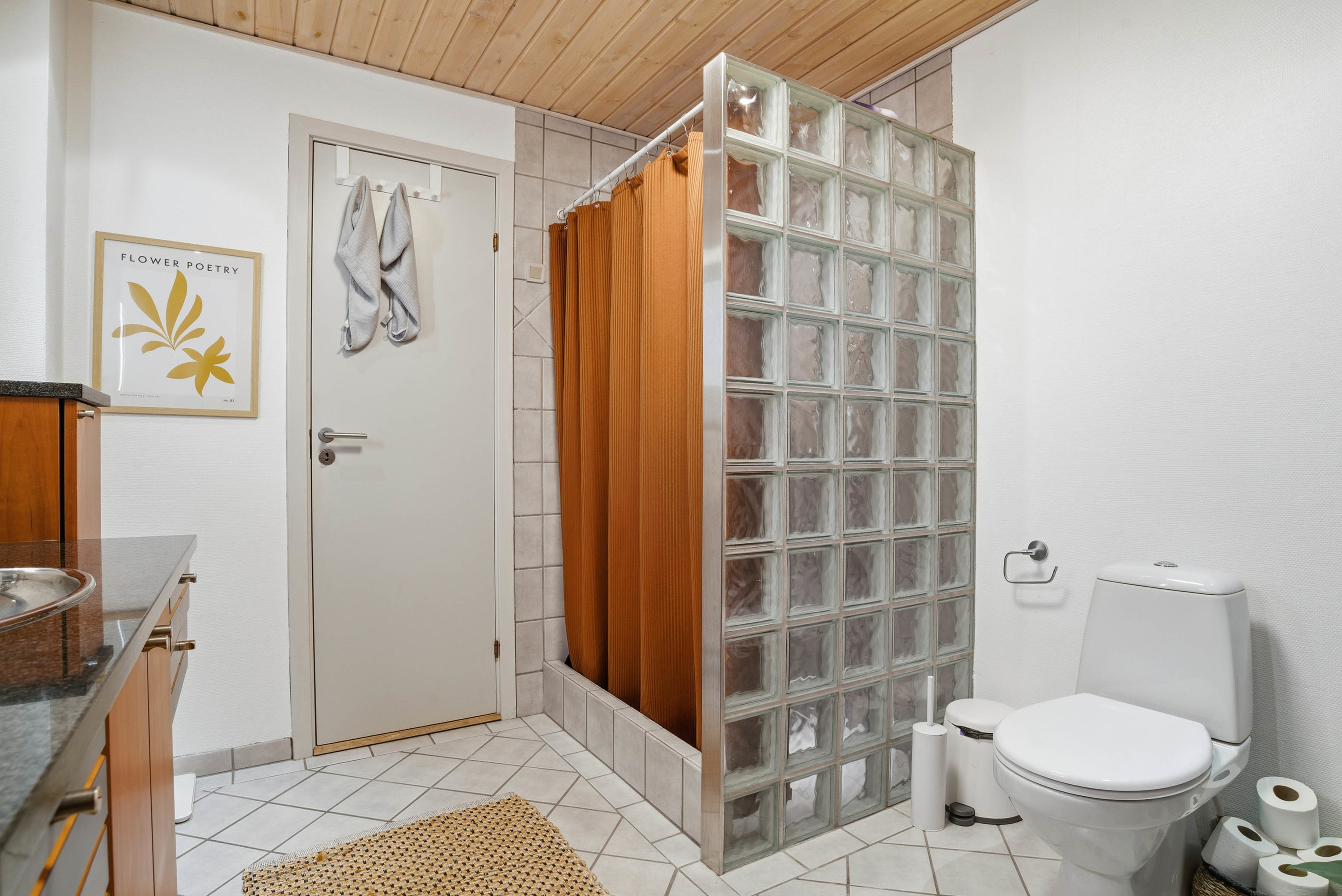 Fremhævet badeværelse billede i fuldskærmstilstand. Billede af Hartmannsvej 105, 7500 Holstebro