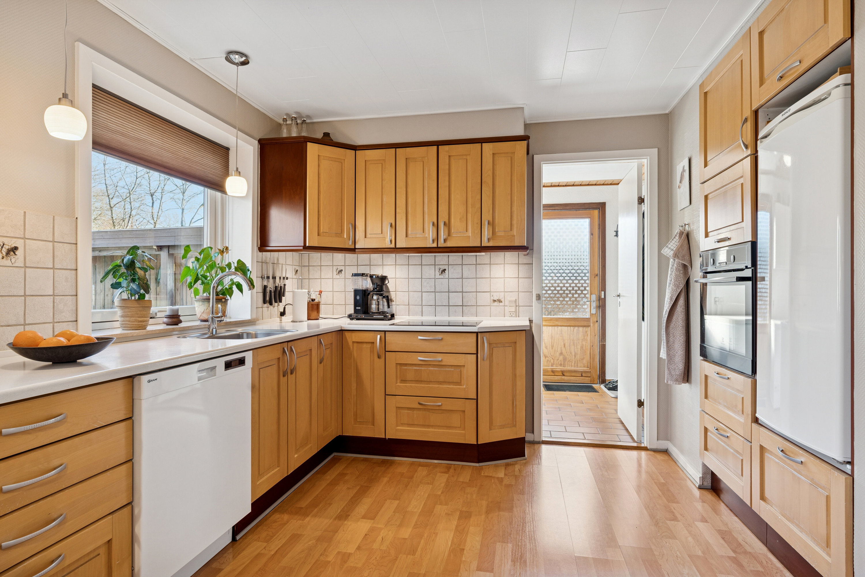 Fremhævet køkken billede i fuldskærmstilstand. Billede af Æblehaven 116, 6040 Egtved