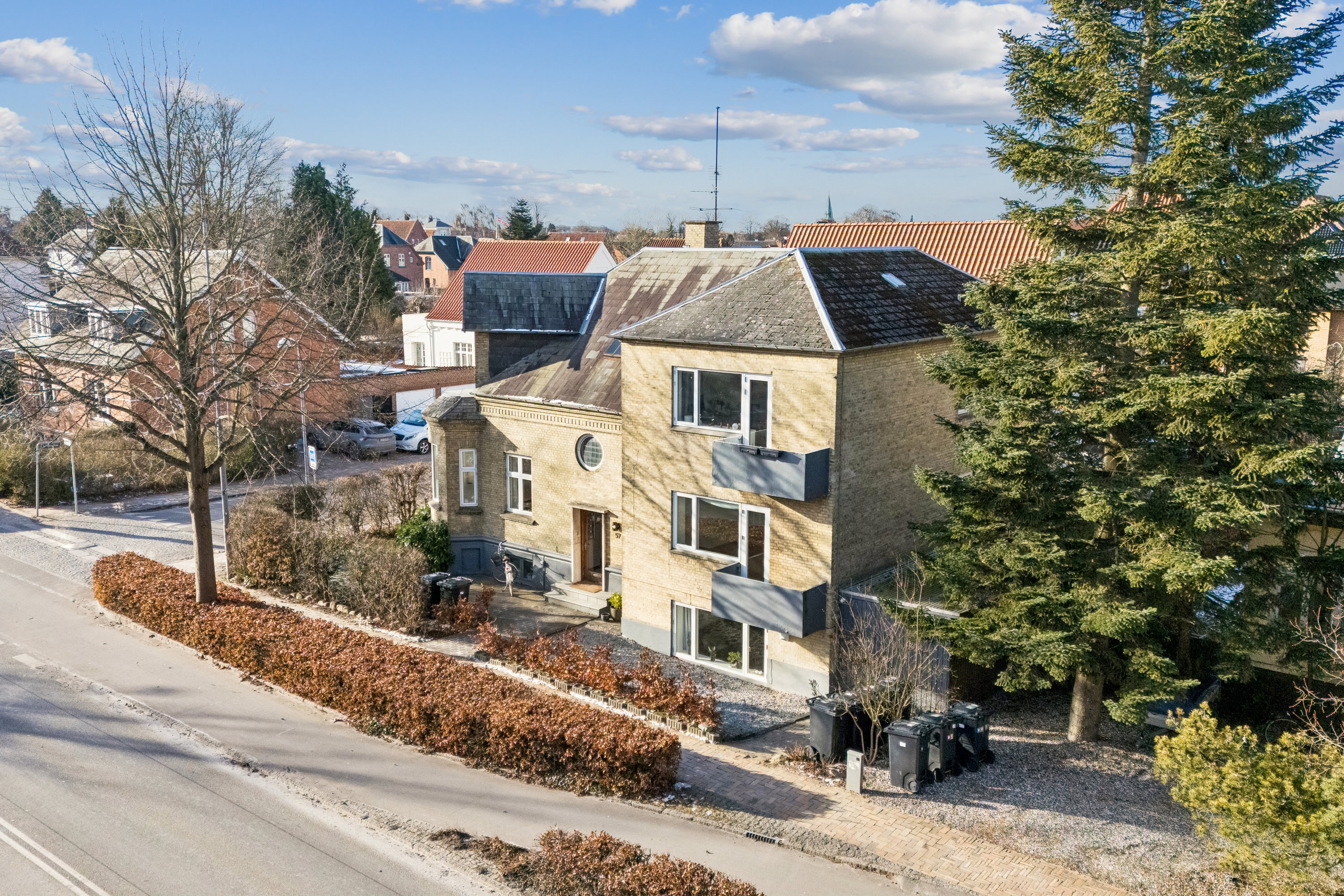 Fremhævet andet billede i fuldskærmstilstand. Billede af Hjallesevej 57, st.. th., 5000 Odense C