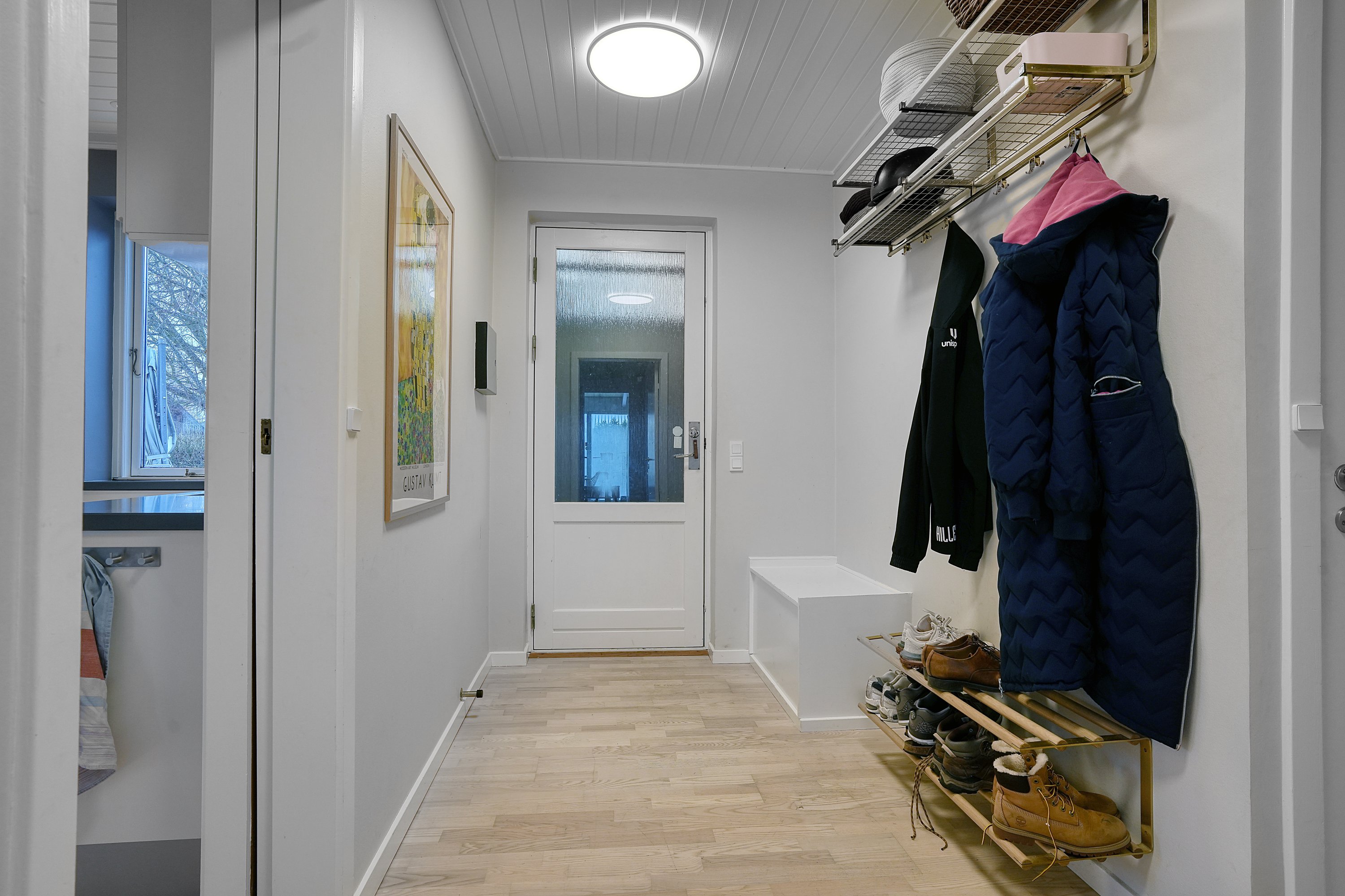 Fremhævet entré billede i fuldskærmstilstand. Billede af Birgitte Gøyesvej 28, 3400 Hillerød