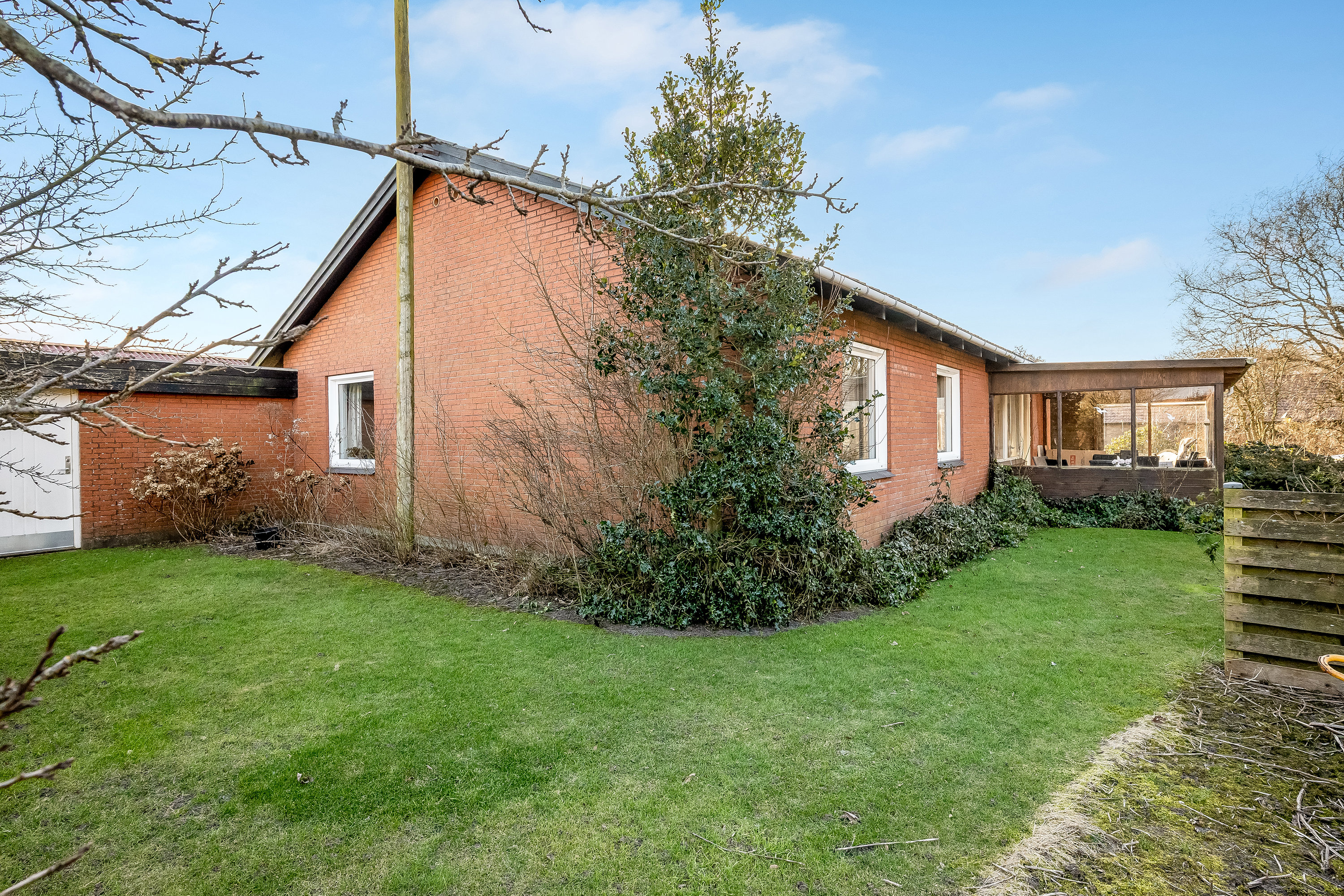 Fremhævet ejendommen billede i fuldskærmstilstand. Billede af Engdraget 12, 6940 Lem St