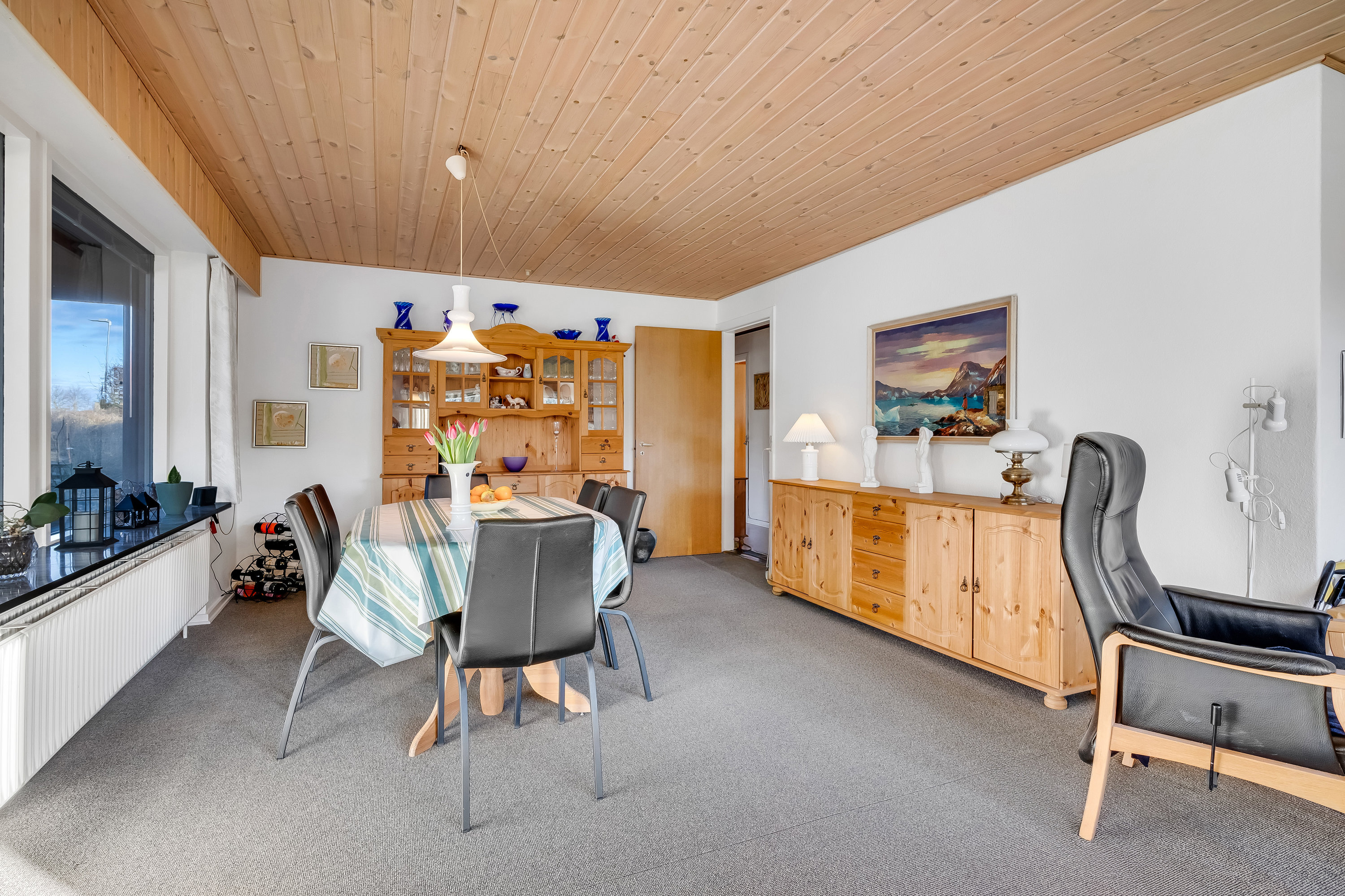 Fremhævet stue billede i fuldskærmstilstand. Billede af Engdraget 12, 6940 Lem St