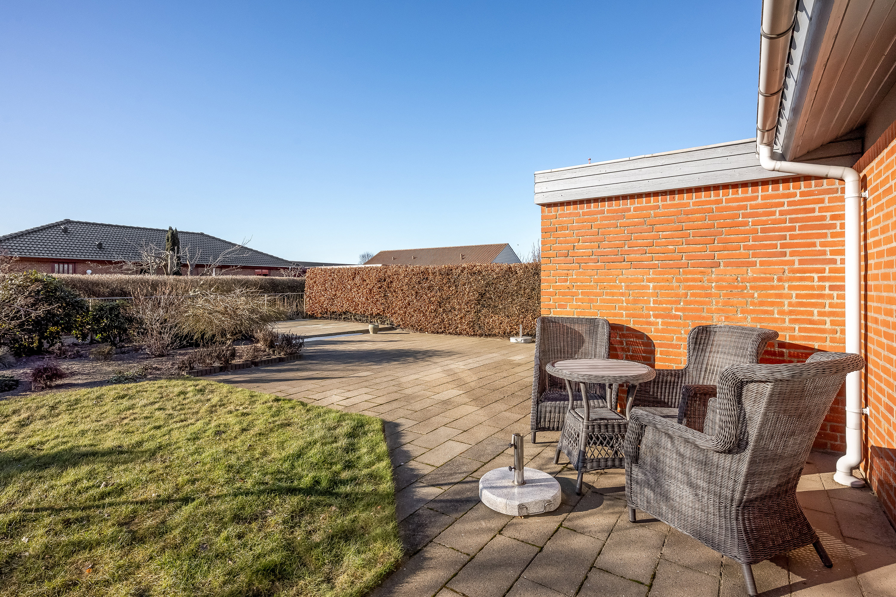 Fremhævet terrasse billede i fuldskærmstilstand. Billede af Kærsangervej 19, Rindum, 6950 Ringkøbing