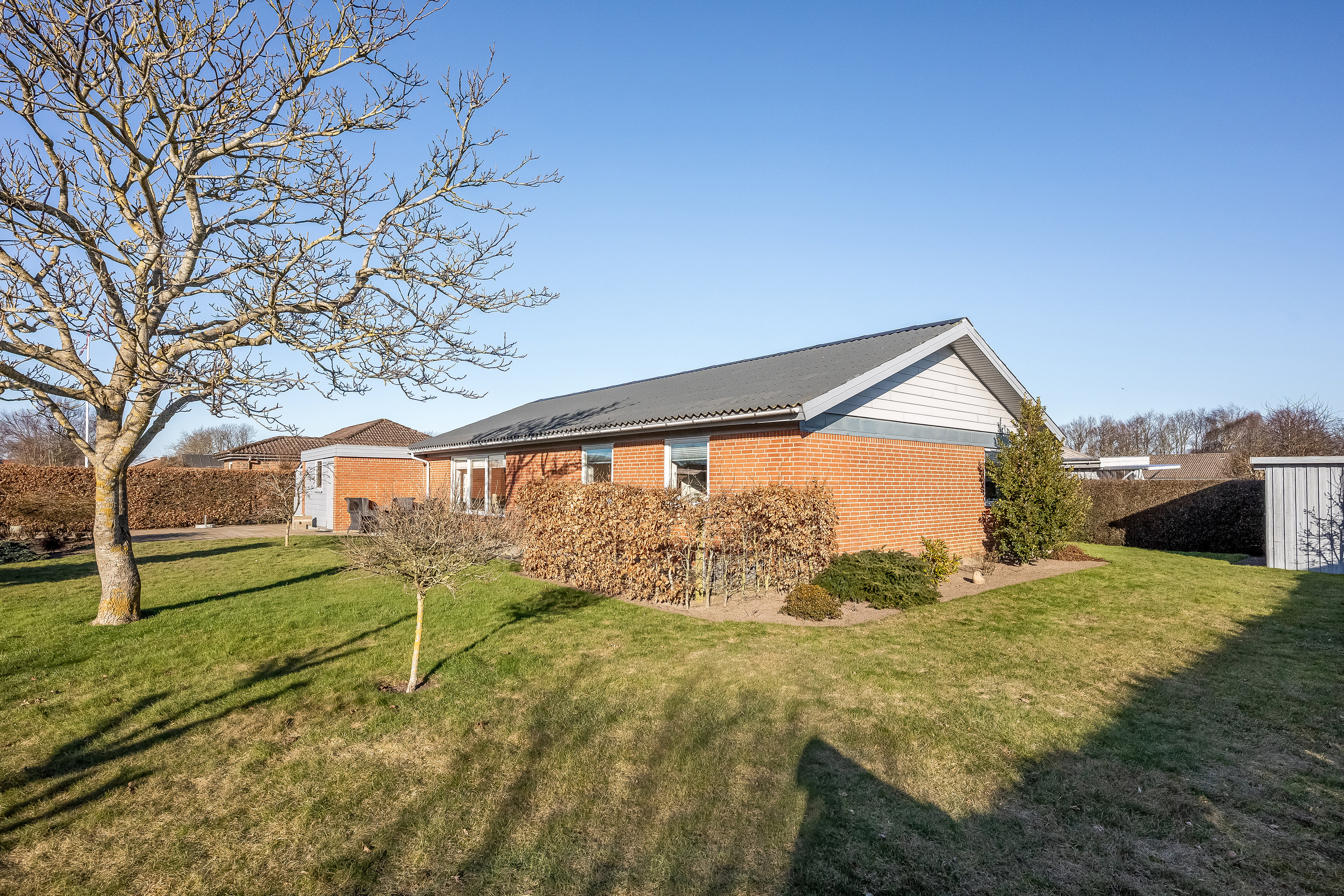 Fremhævet ejendommen billede i fuldskærmstilstand. Billede af Kærsangervej 19, Rindum, 6950 Ringkøbing