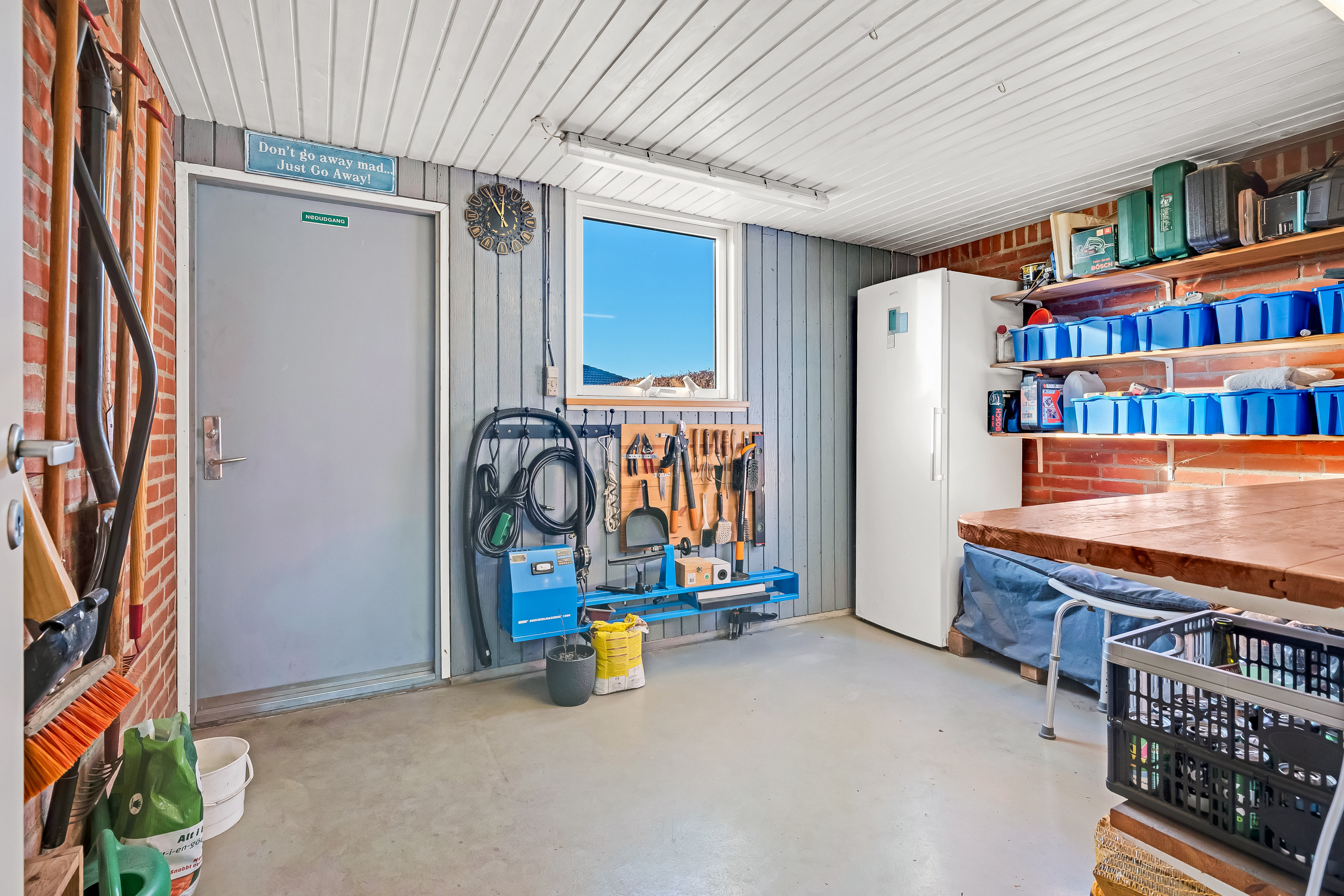 Fremhævet værksted billede i fuldskærmstilstand. Billede af Kærsangervej 19, Rindum, 6950 Ringkøbing