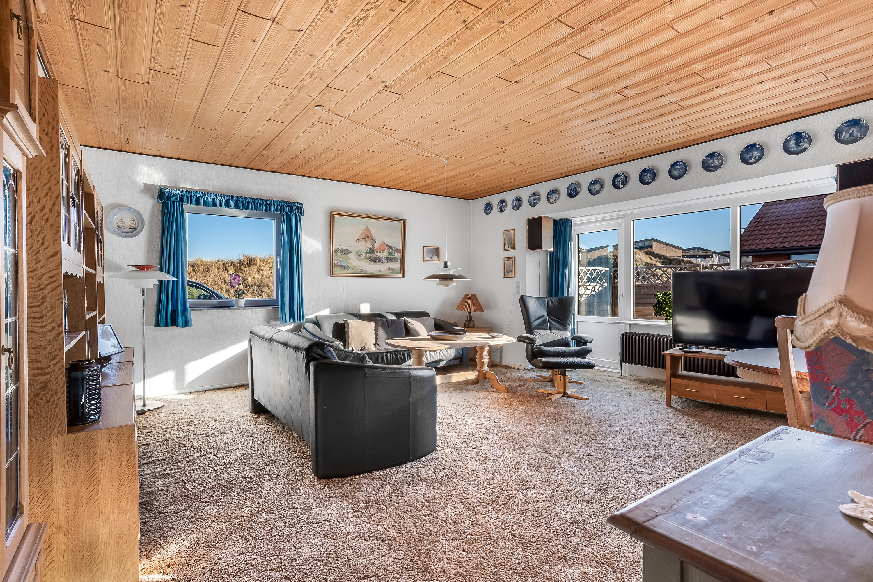 Fremhævet stue billede i fuldskærmstilstand. Billede af Østergade 22, 6960 Hvide Sande