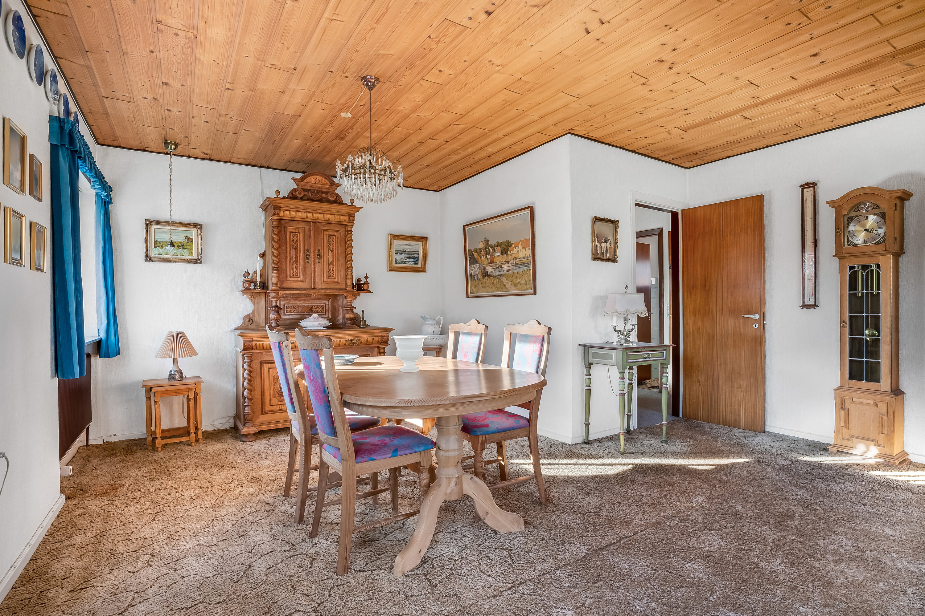 Fremhævet stue billede i fuldskærmstilstand. Billede af Østergade 22, 6960 Hvide Sande