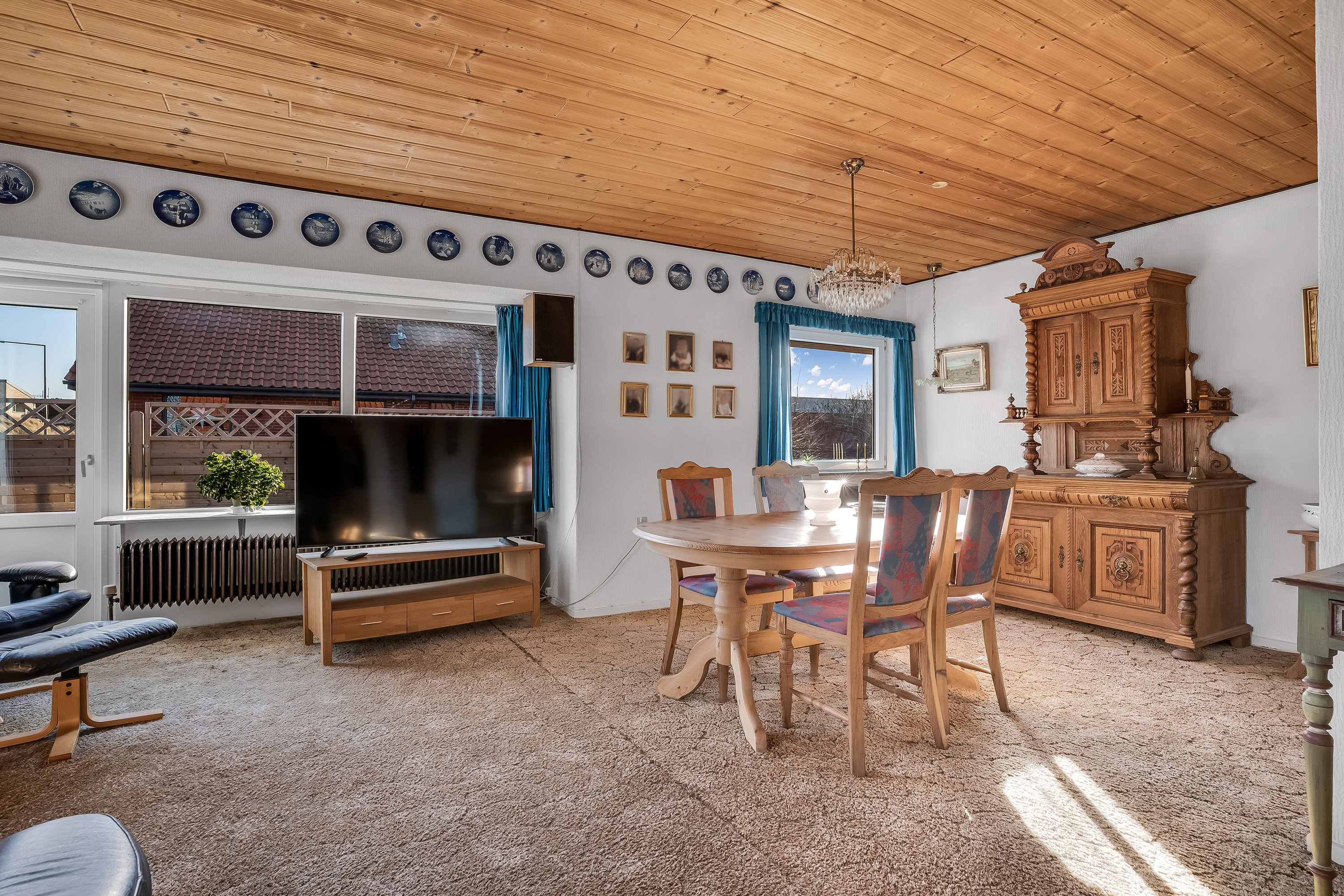 Fremhævet stue billede i fuldskærmstilstand. Billede af Østergade 22, 6960 Hvide Sande