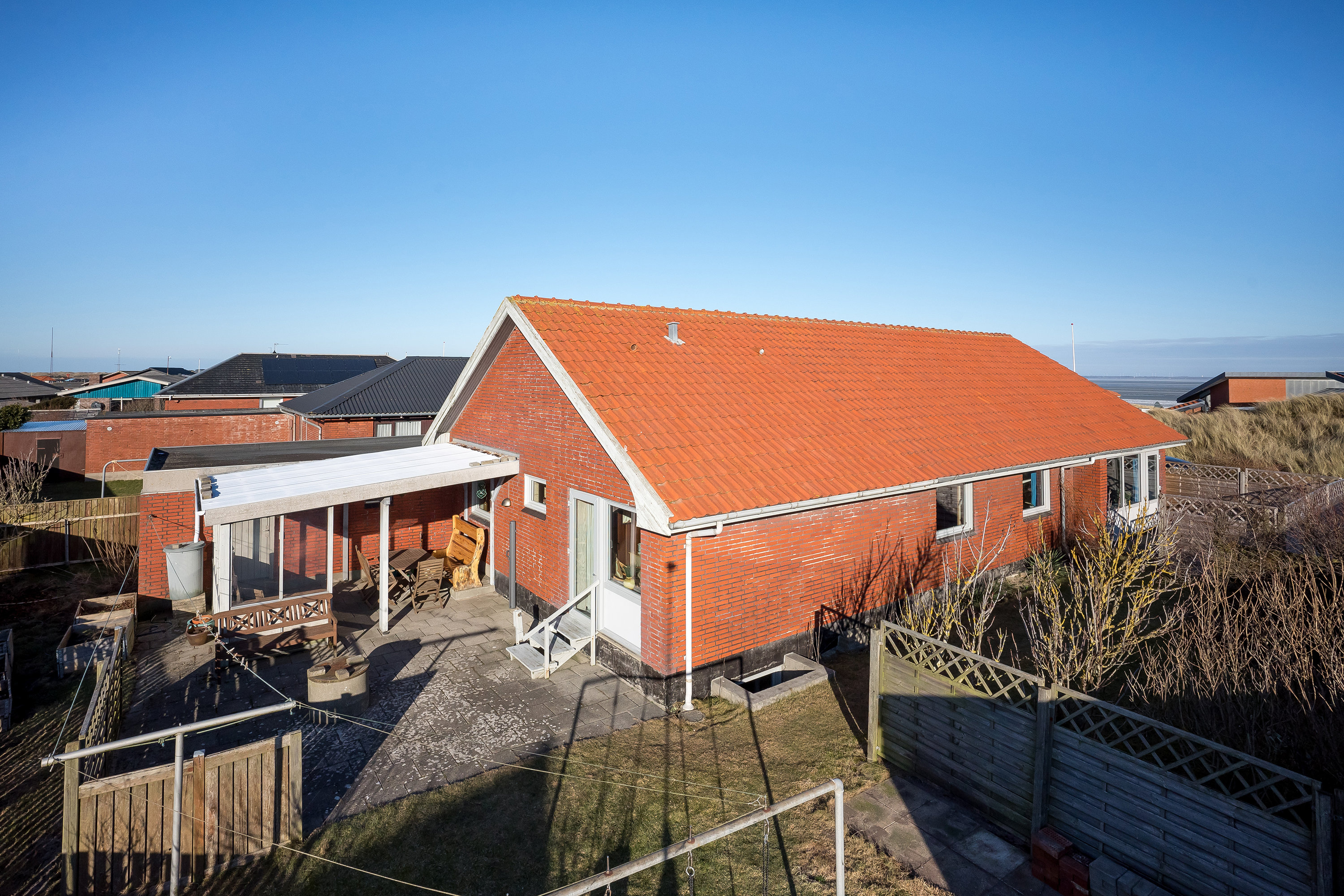 Villa: Ejendommen på Østergade 22, 6960 Hvide Sande