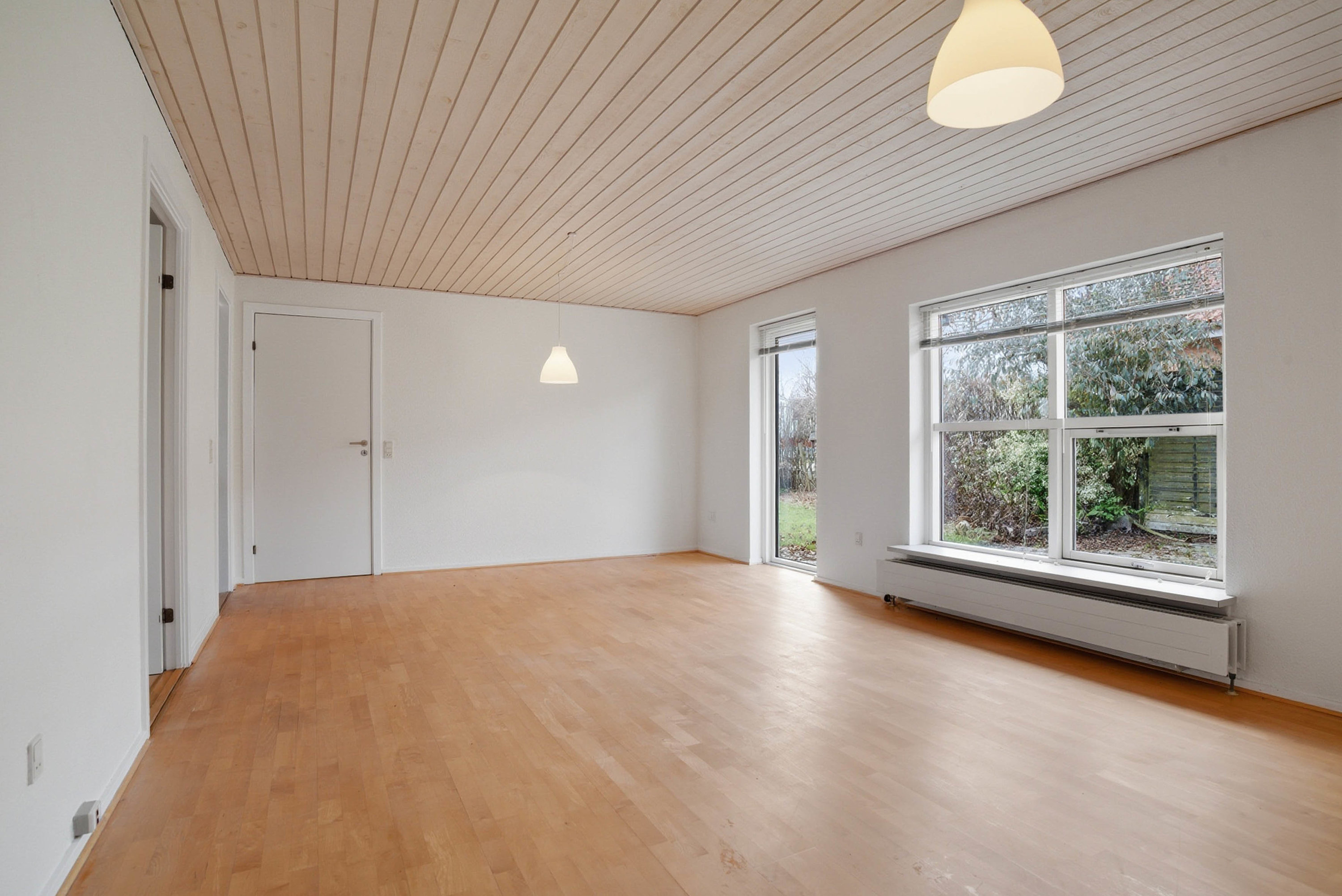 Fremhævet stue billede i fuldskærmstilstand. Billede af Vester Kirkebakke 6, Mejrup, 7500 Holstebro