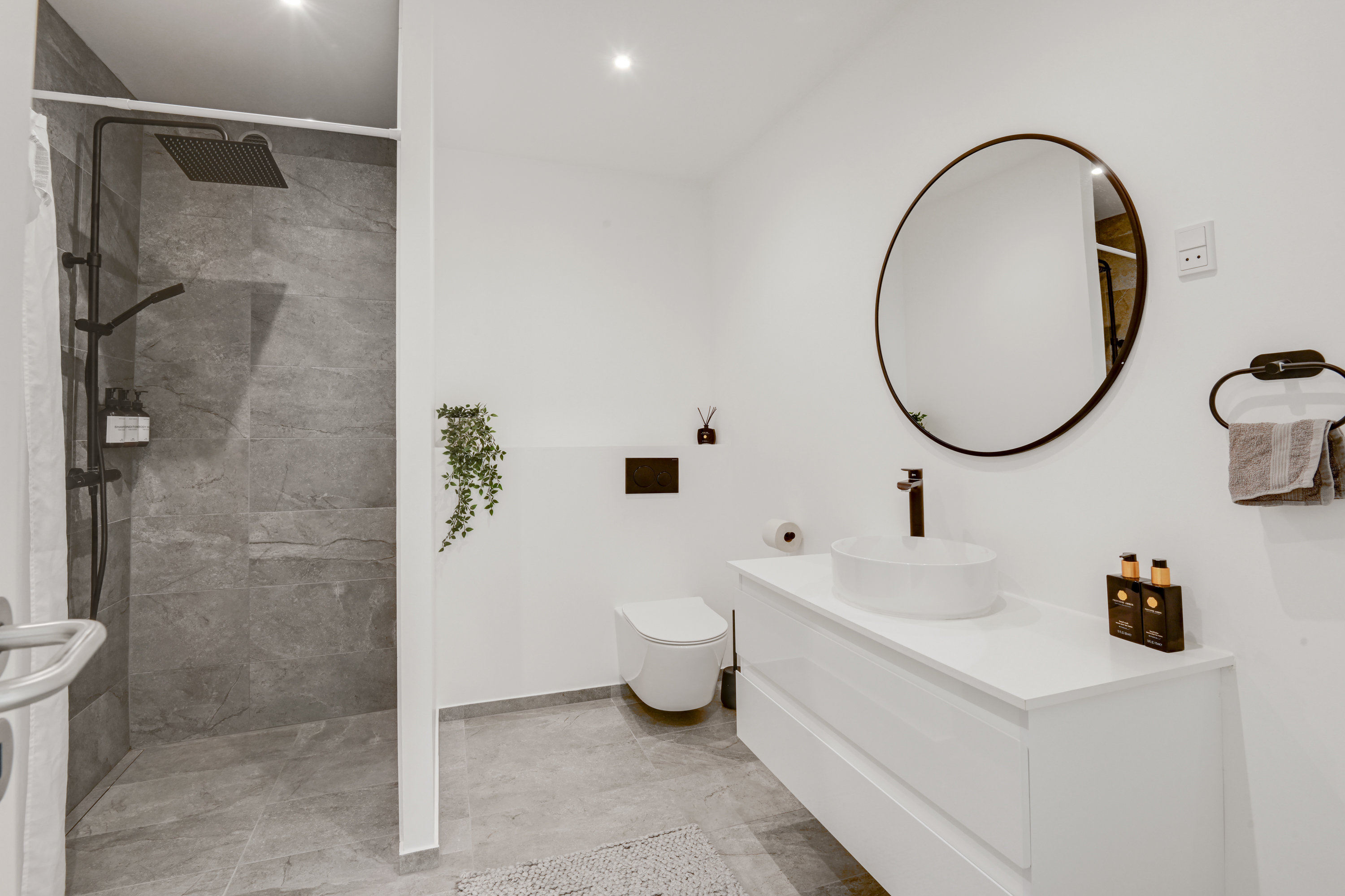 Fremhævet  billede i fuldskærmstilstand. Billede af Vejlebrovej 84, 2. 1., 2635 Ishøj