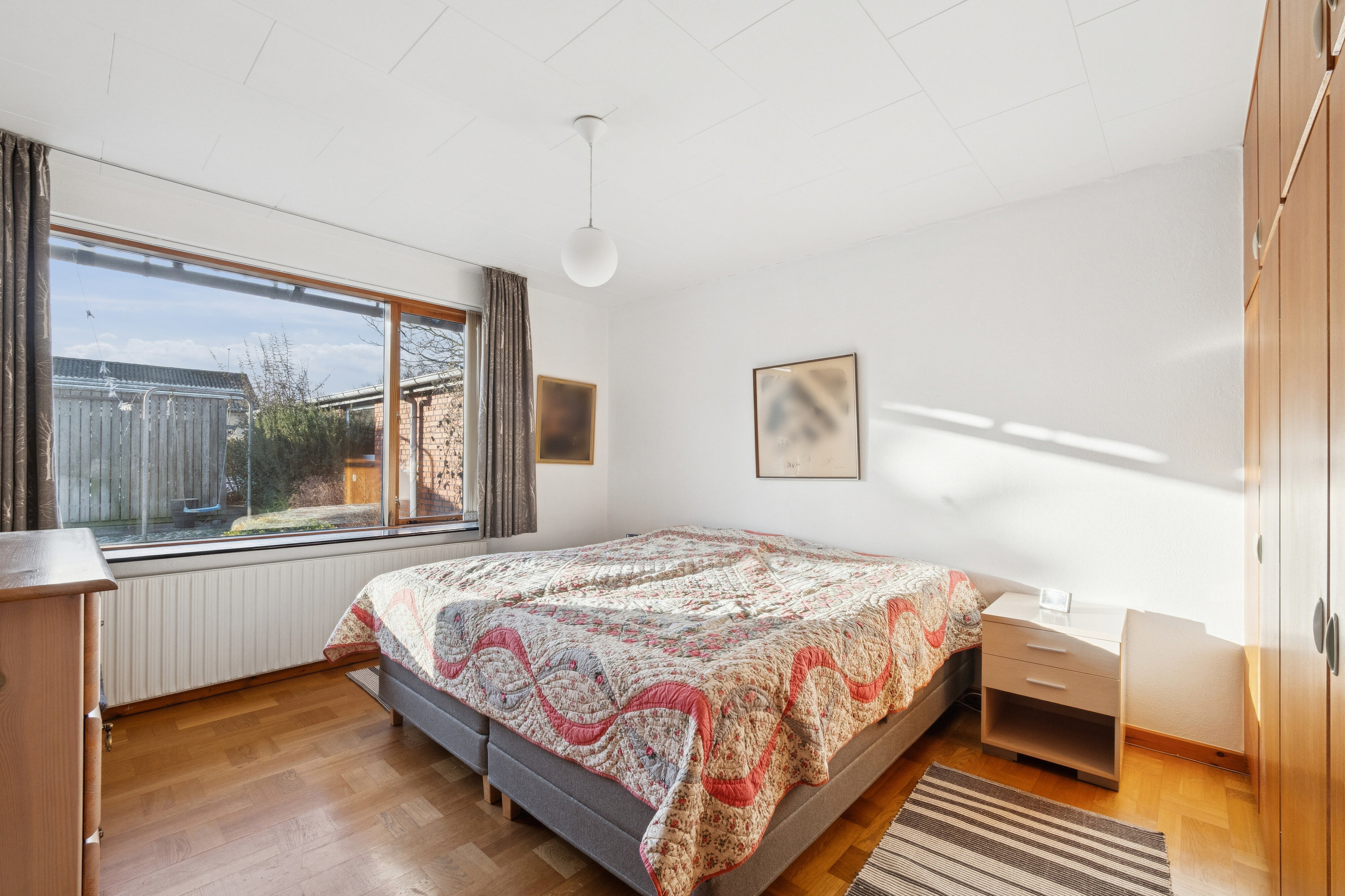 Fremhævet soveværelse billede i fuldskærmstilstand. Billede af Villavej 11, Østerild, 7700 Thisted