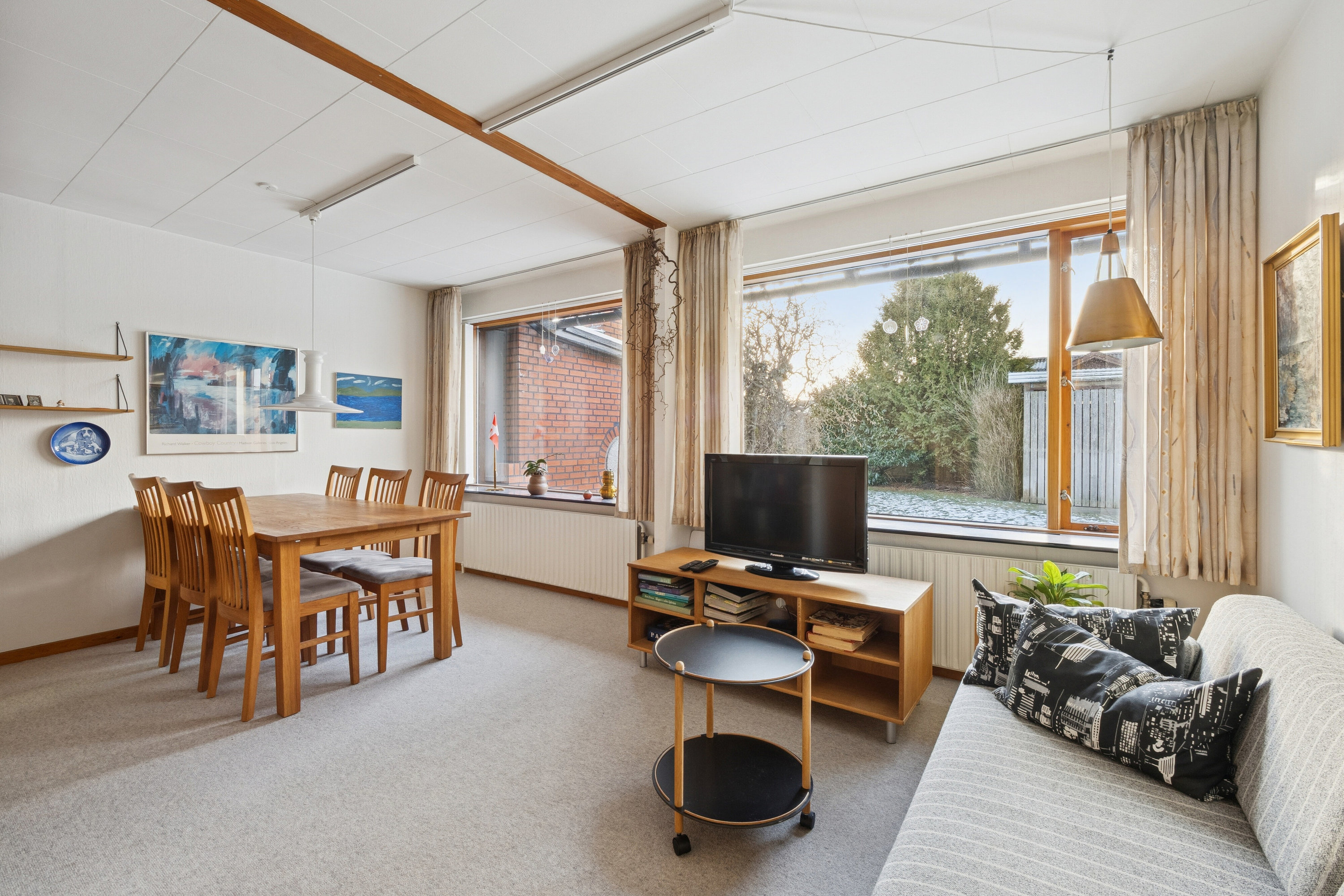 Fremhævet stue billede i fuldskærmstilstand. Billede af Villavej 11, Østerild, 7700 Thisted