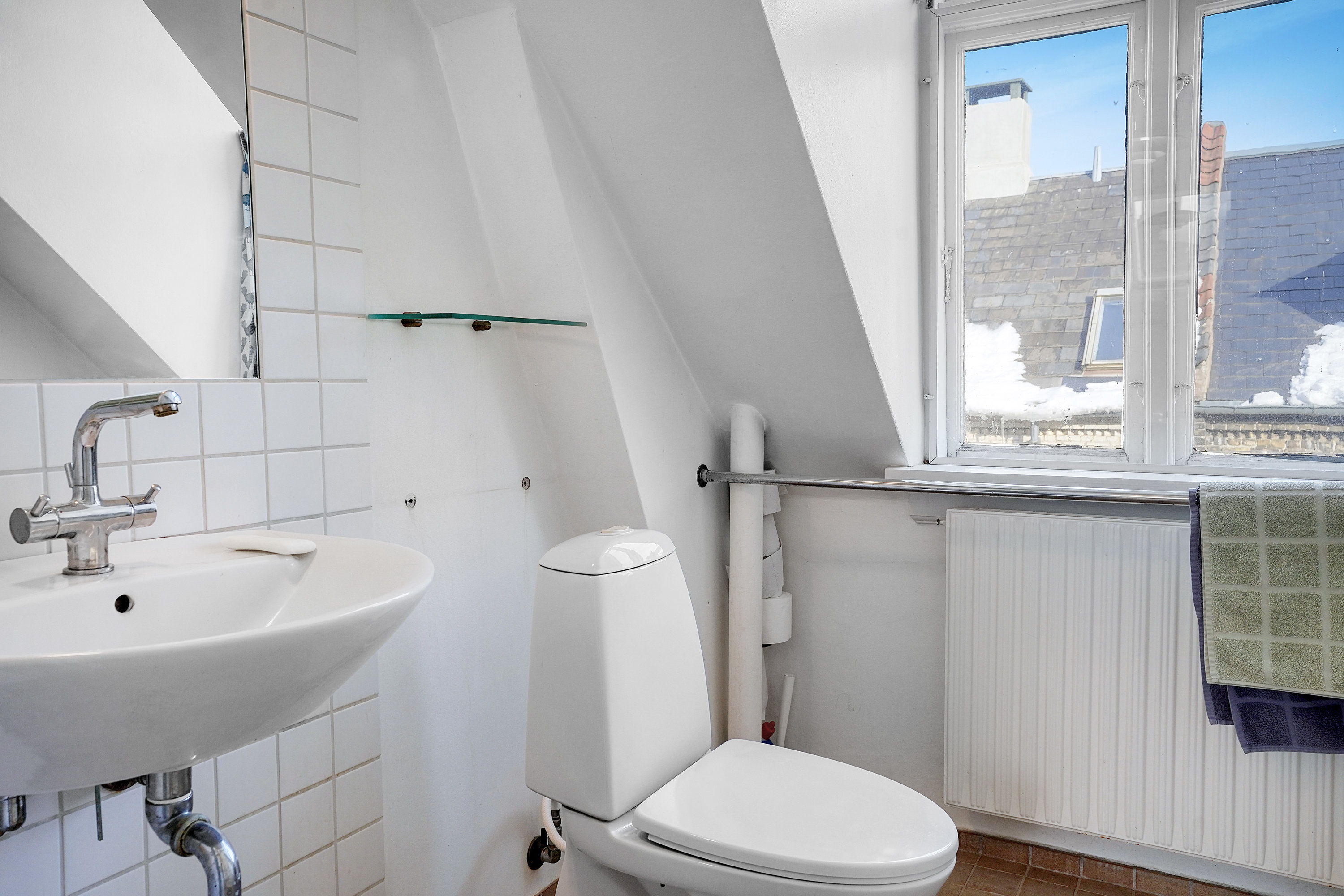 Fremhævet badeværelse billede i fuldskærmstilstand. Billede af Høyensgade 32, 2100 København Ø