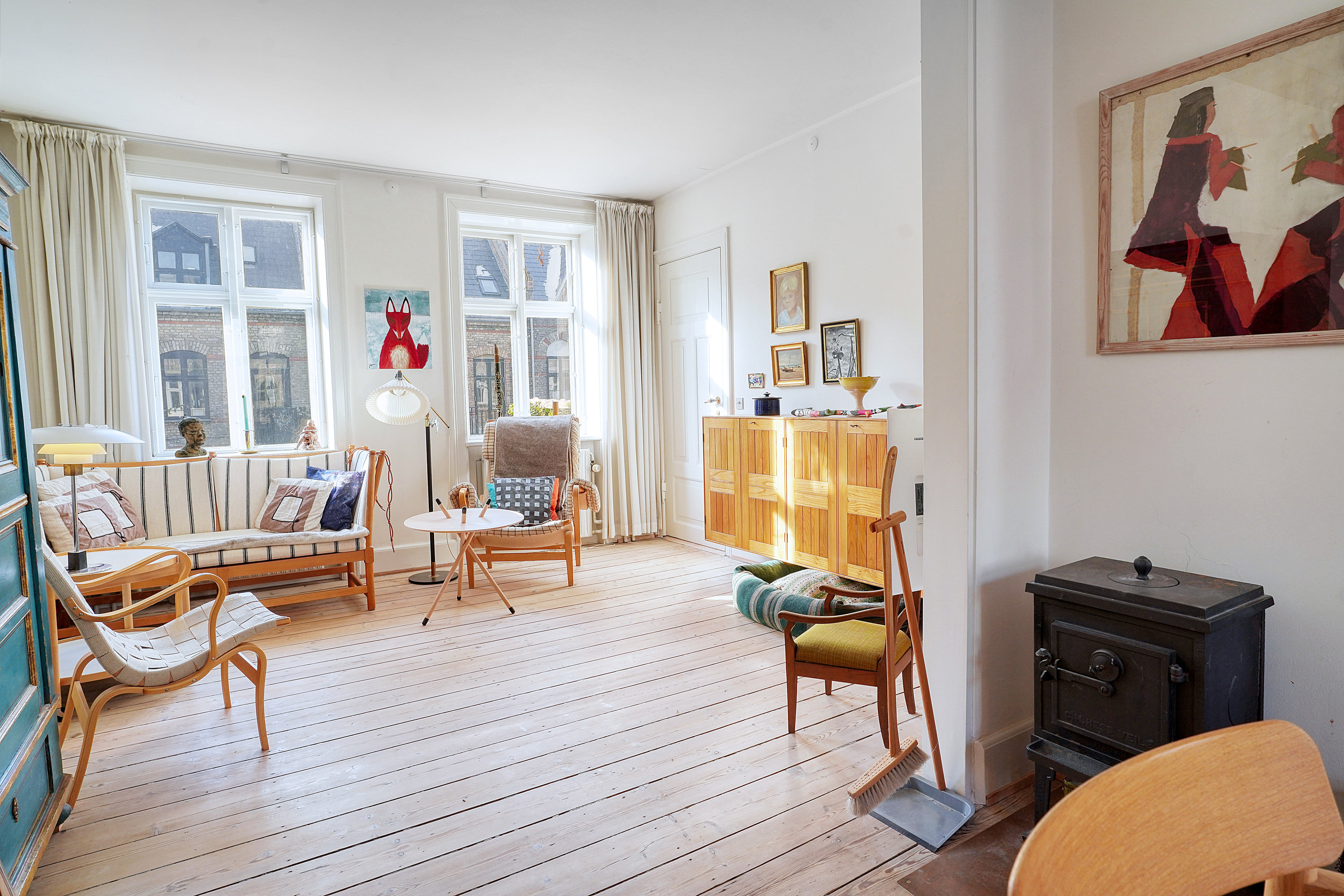 Fremhævet stue billede i fuldskærmstilstand. Billede af Høyensgade 32, 2100 København Ø