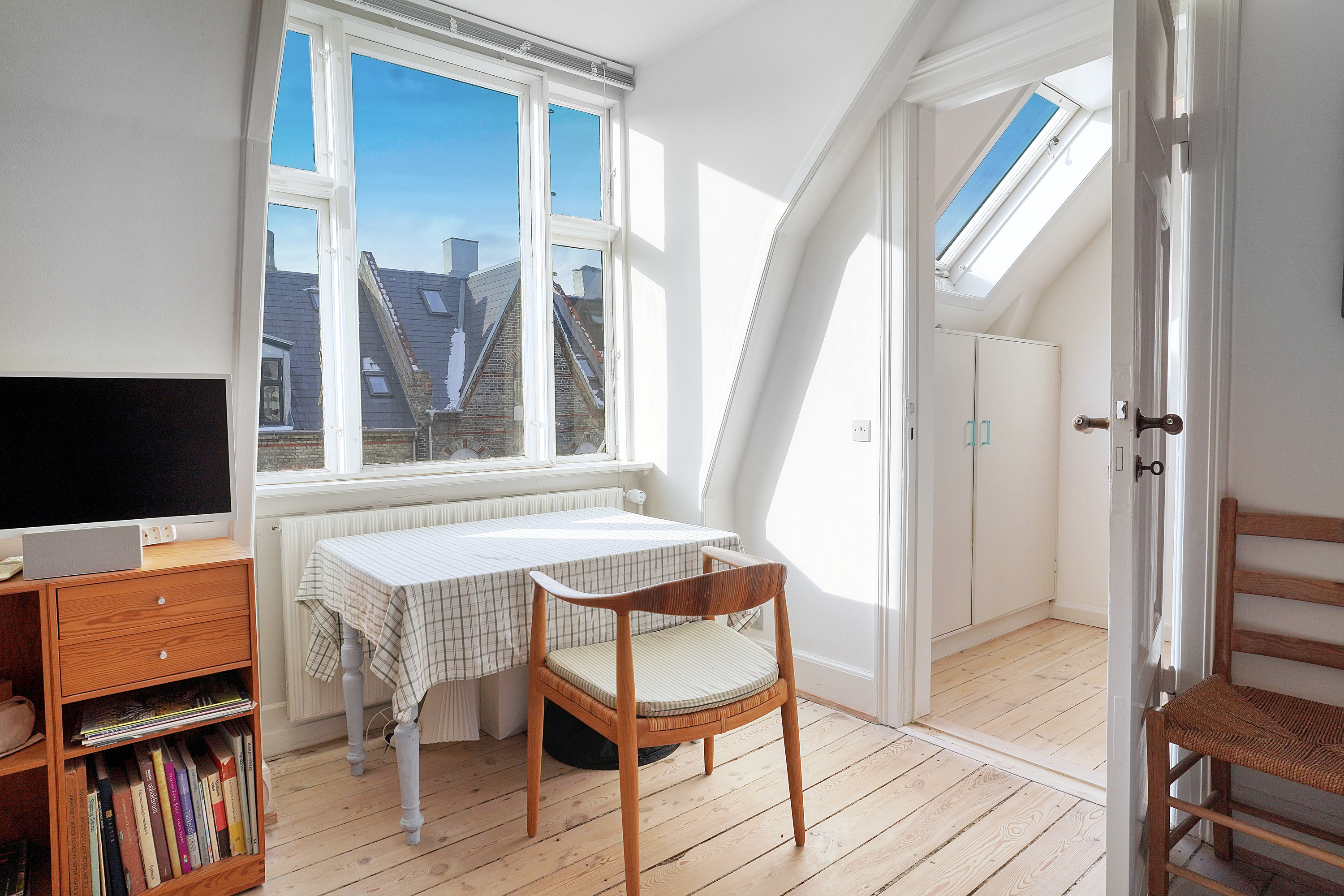 Fremhævet 1. sal billede i fuldskærmstilstand. Billede af Høyensgade 32, 2100 København Ø