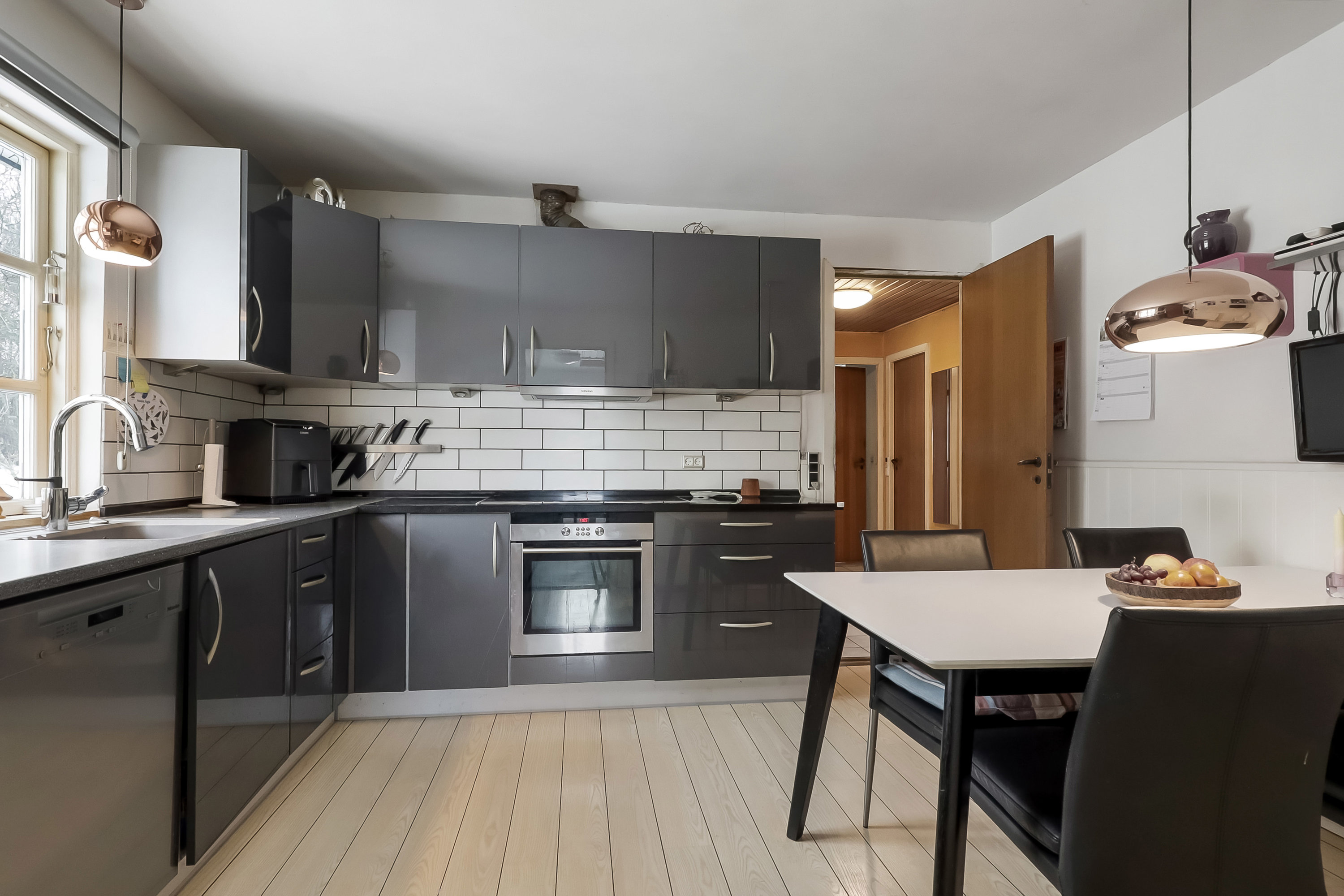 Miniaturebillede 2: køkken. Billede af Højensvej 200, Egense, 5700 Svendborg