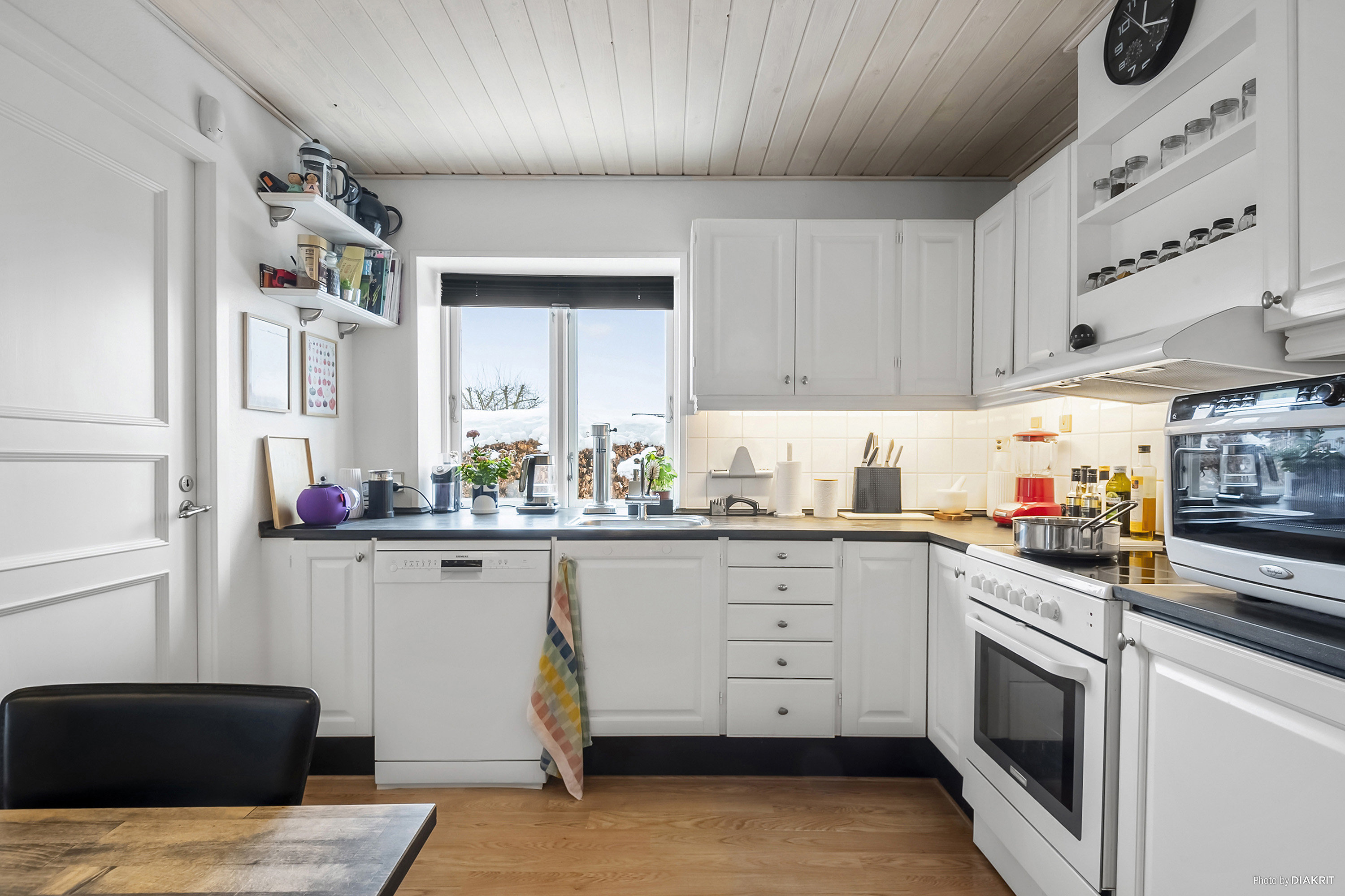 Fremhævet køkken billede i fuldskærmstilstand. Billede af Skolevej 17L, 4632 Bjæverskov