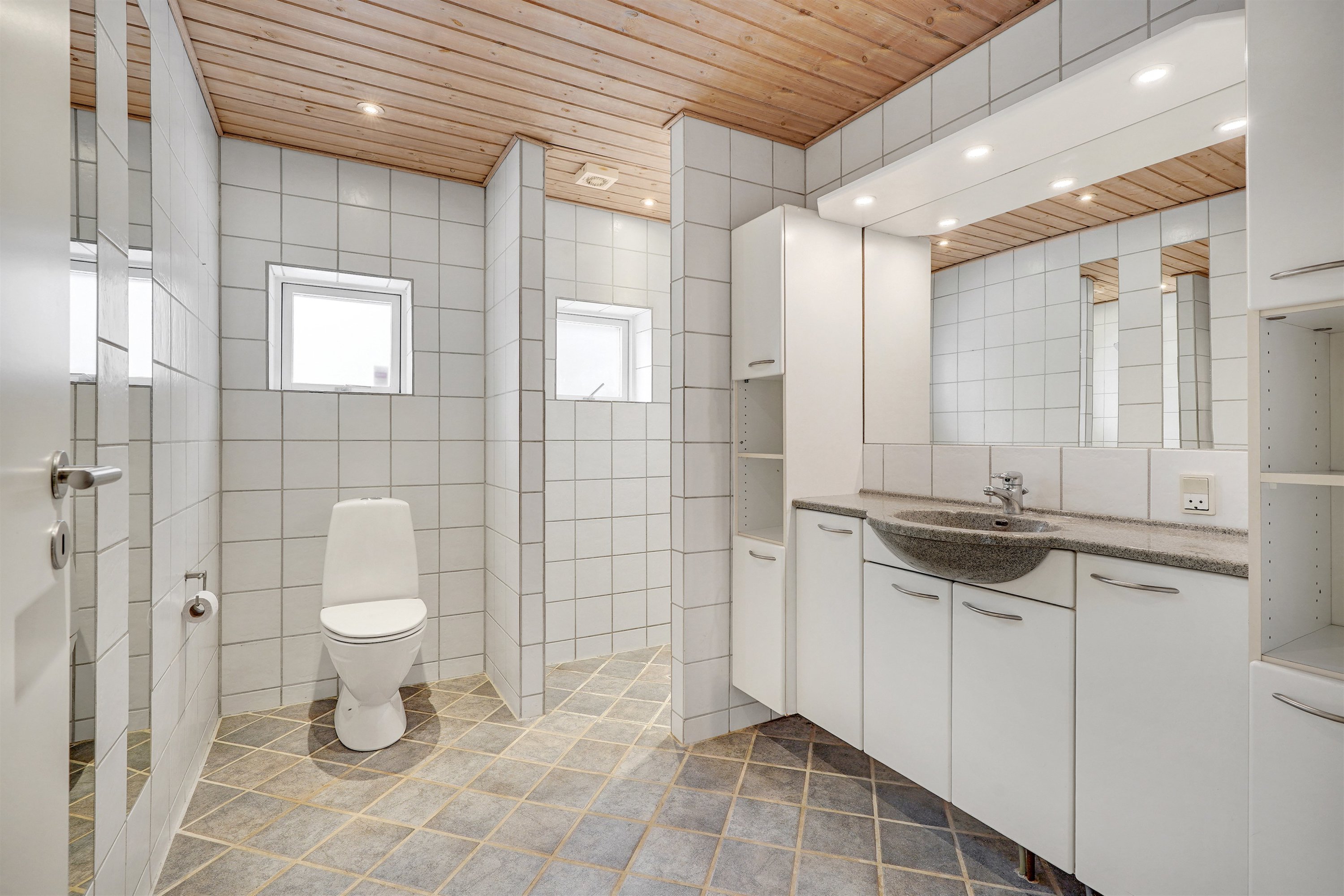 Miniaturebillede 2: badeværelse. Billede af Mølleparken 356, 7190 Billund