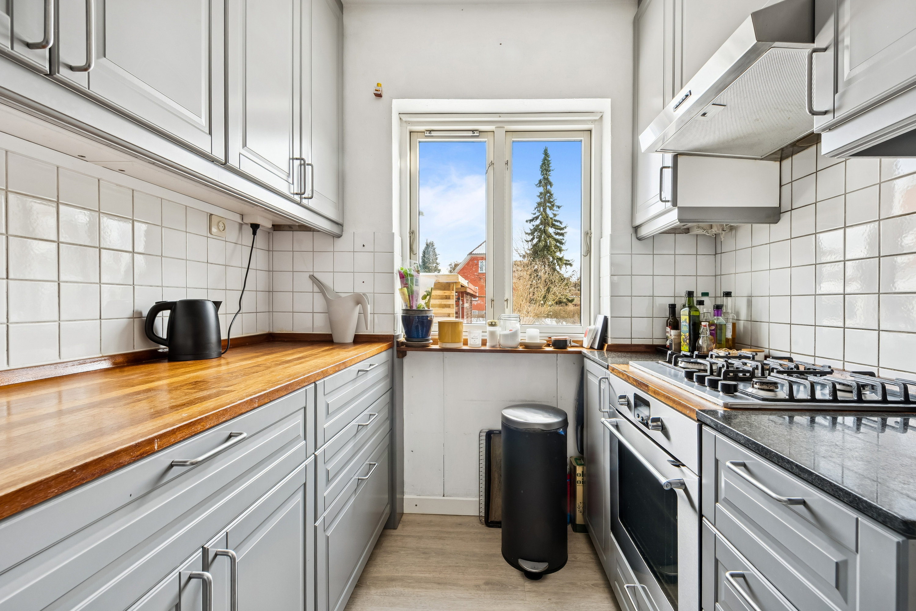 Fremhævet køkken billede i fuldskærmstilstand. Billede af Sæbjørnsvej 3, 2880 Bagsværd