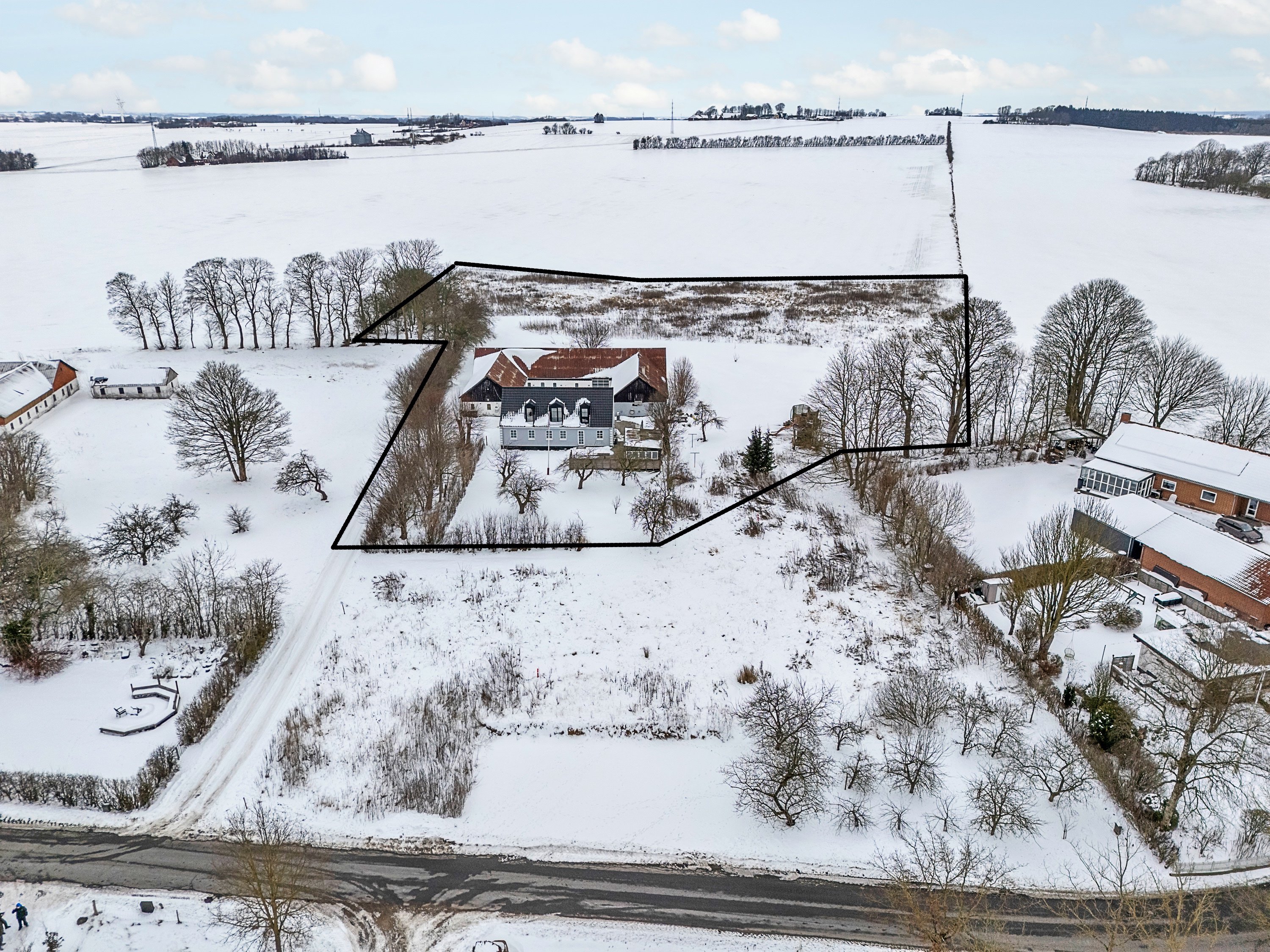 Fremhævet luftfoto billede i fuldskærmstilstand. Billede af Clemensvej 5, Bendstrup, 8530 Hjortshøj