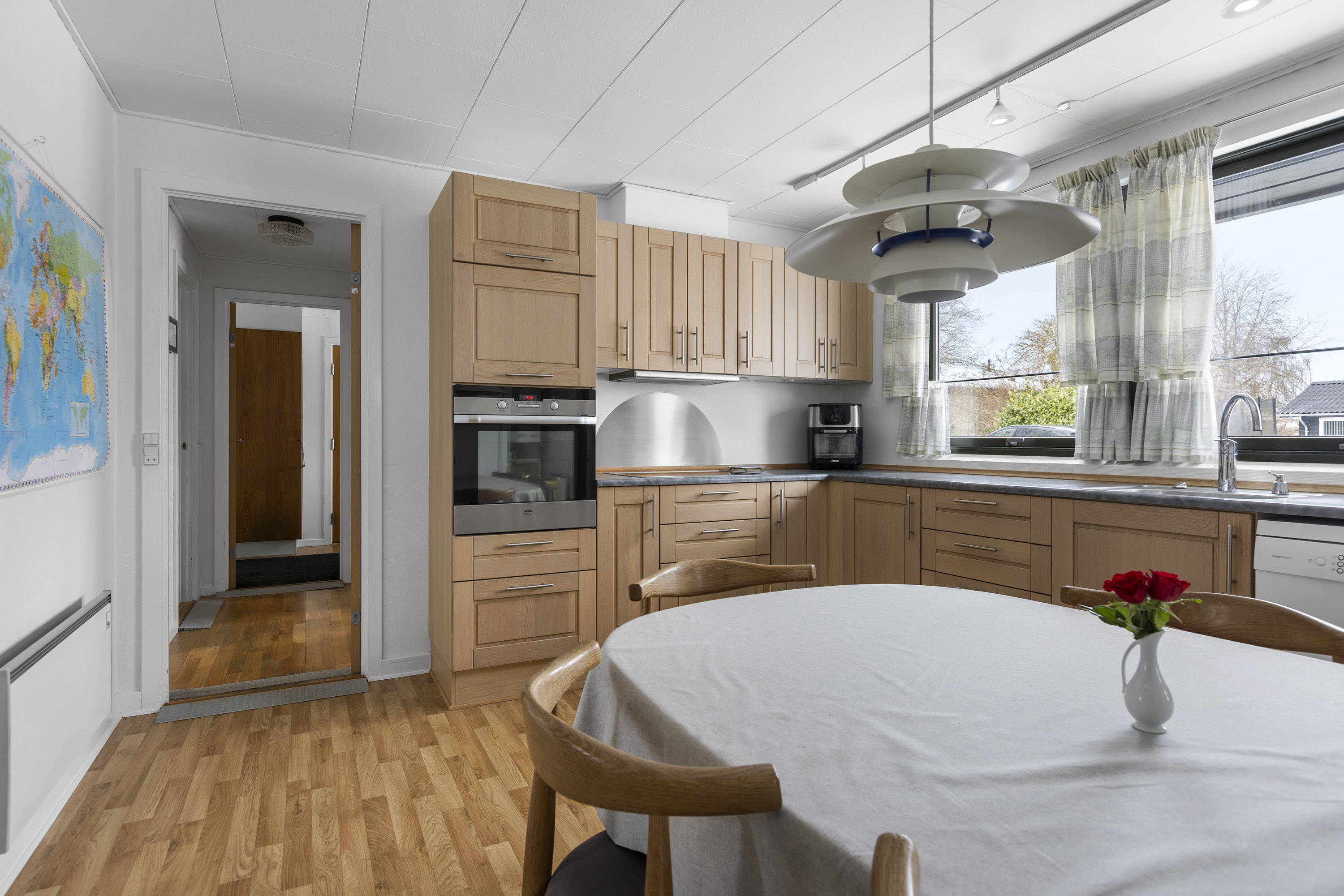 Fremhævet køkken billede i fuldskærmstilstand. Billede af Orgelvej 3, 4200 Slagelse