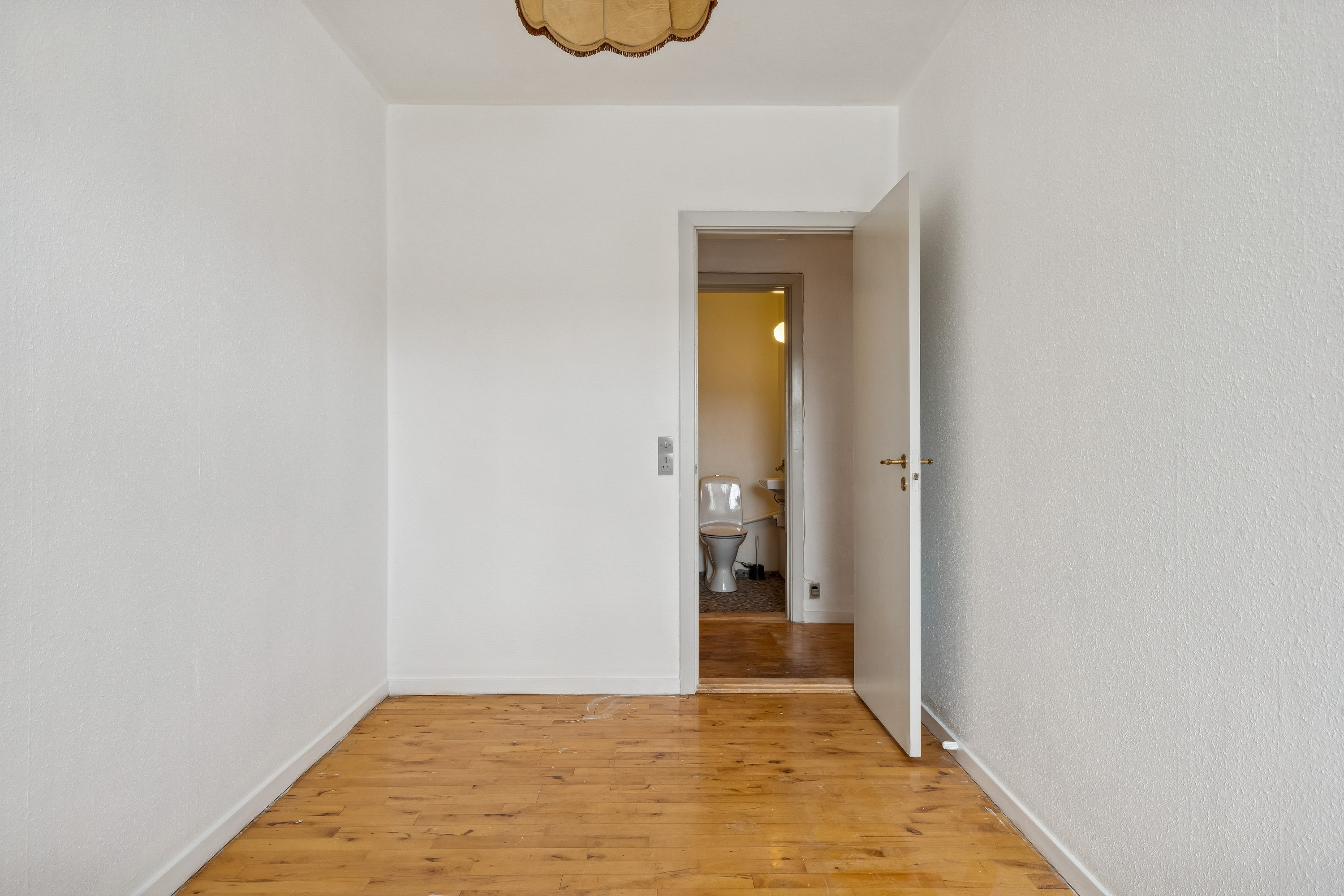 Fremhævet gang billede i fuldskærmstilstand. Billede af Hadsundvej 86C, 1. tv., Vejgård, 9000 Aalborg