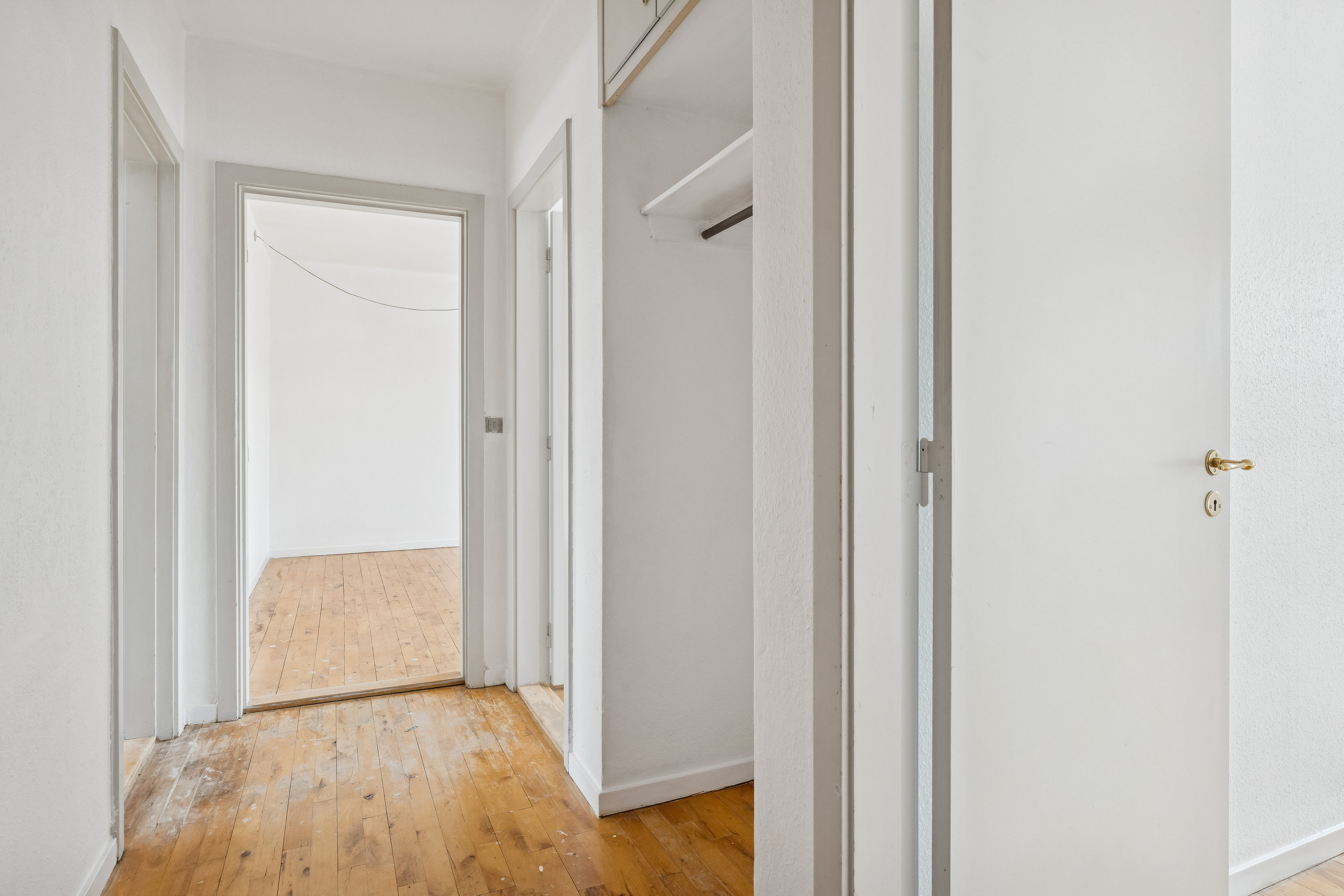 Miniaturebillede 1: entré. Billede af Hadsundvej 86C, 1. tv., Vejgård, 9000 Aalborg