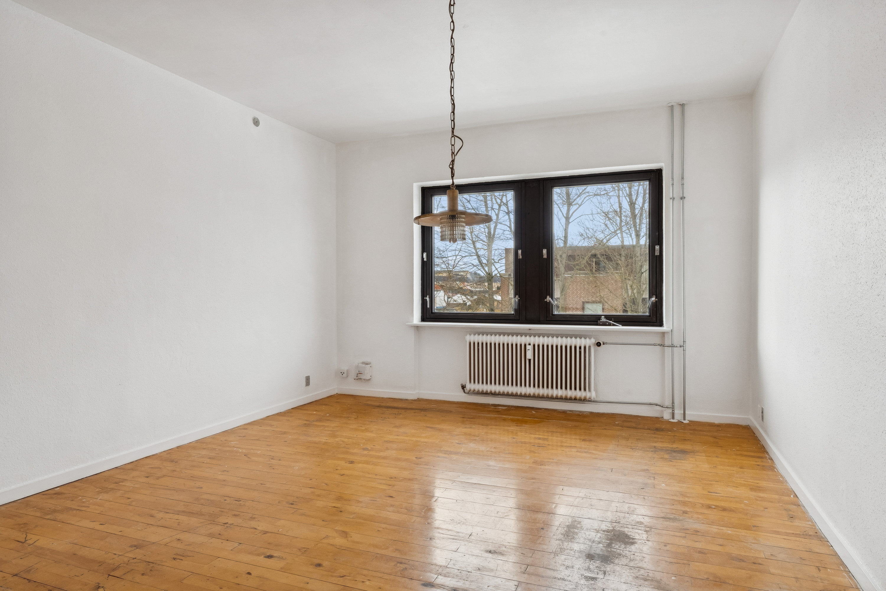 Fremhævet stue billede i fuldskærmstilstand. Billede af Hadsundvej 86C, 1. tv., Vejgård, 9000 Aalborg