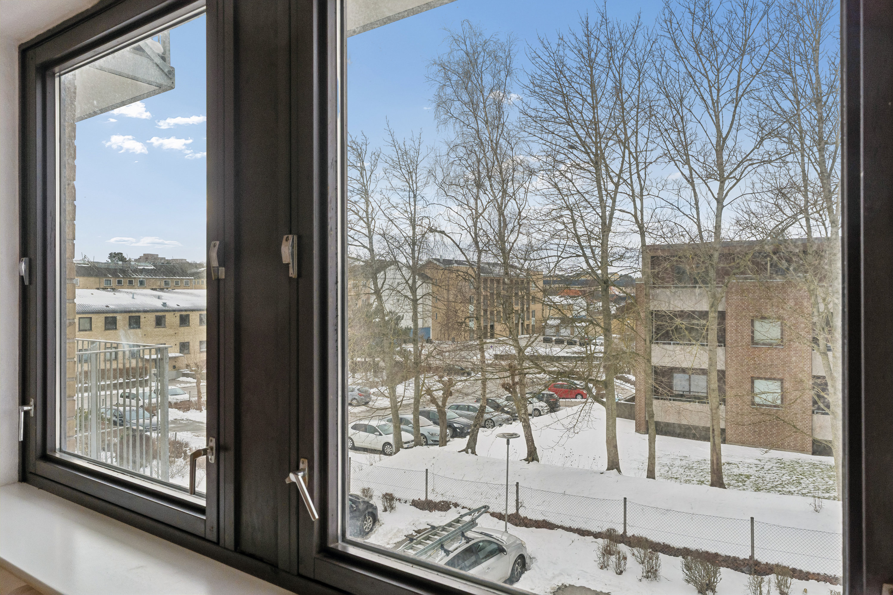 Fremhævet udsigt billede i fuldskærmstilstand. Billede af Hadsundvej 86C, 1. tv., Vejgård, 9000 Aalborg