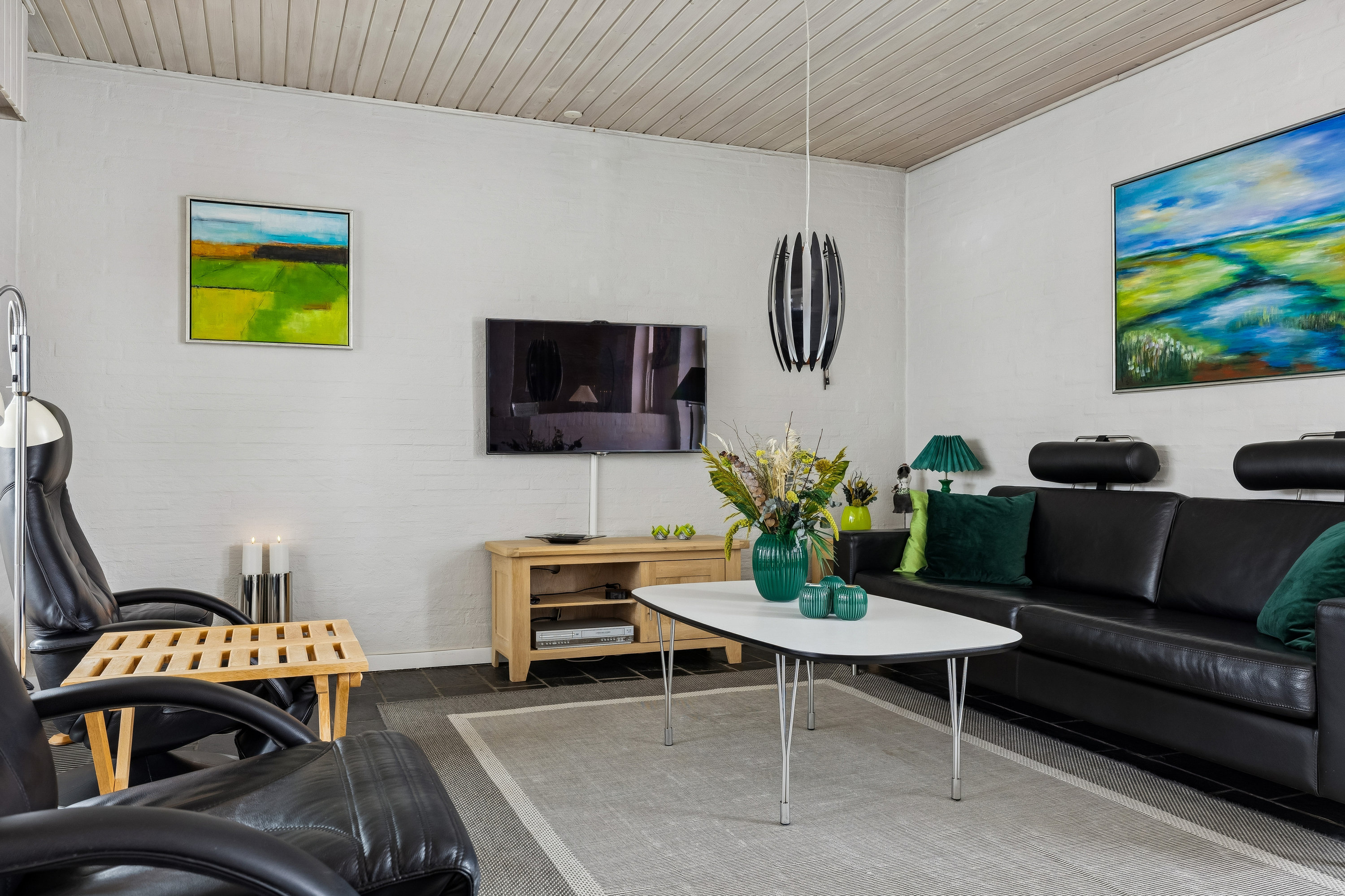 Fremhævet stue billede i fuldskærmstilstand. Billede af Gransangervej 12, Snestrup, 5210 Odense NV