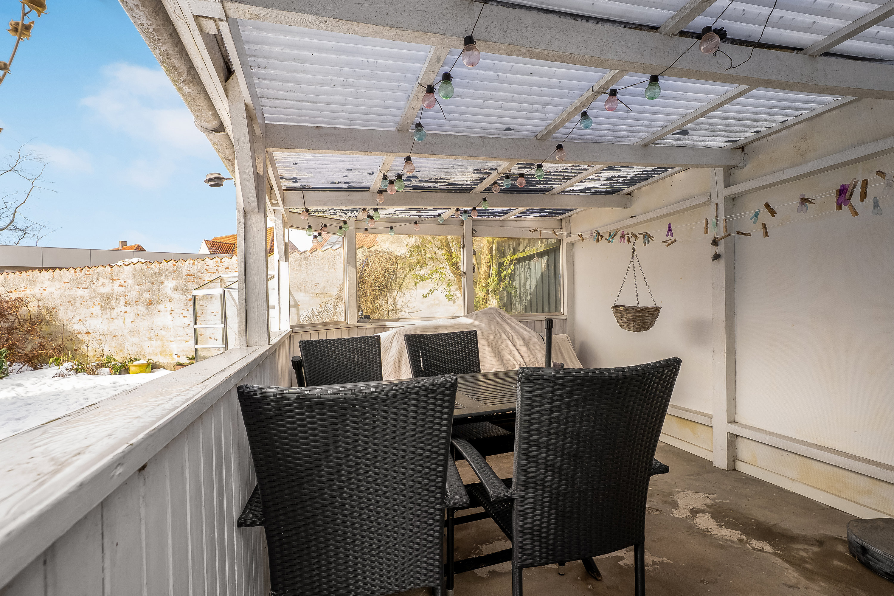 Fremhævet overdækket terrasse billede i fuldskærmstilstand. Billede af Ryesgade 39, 4800 Nykøbing F