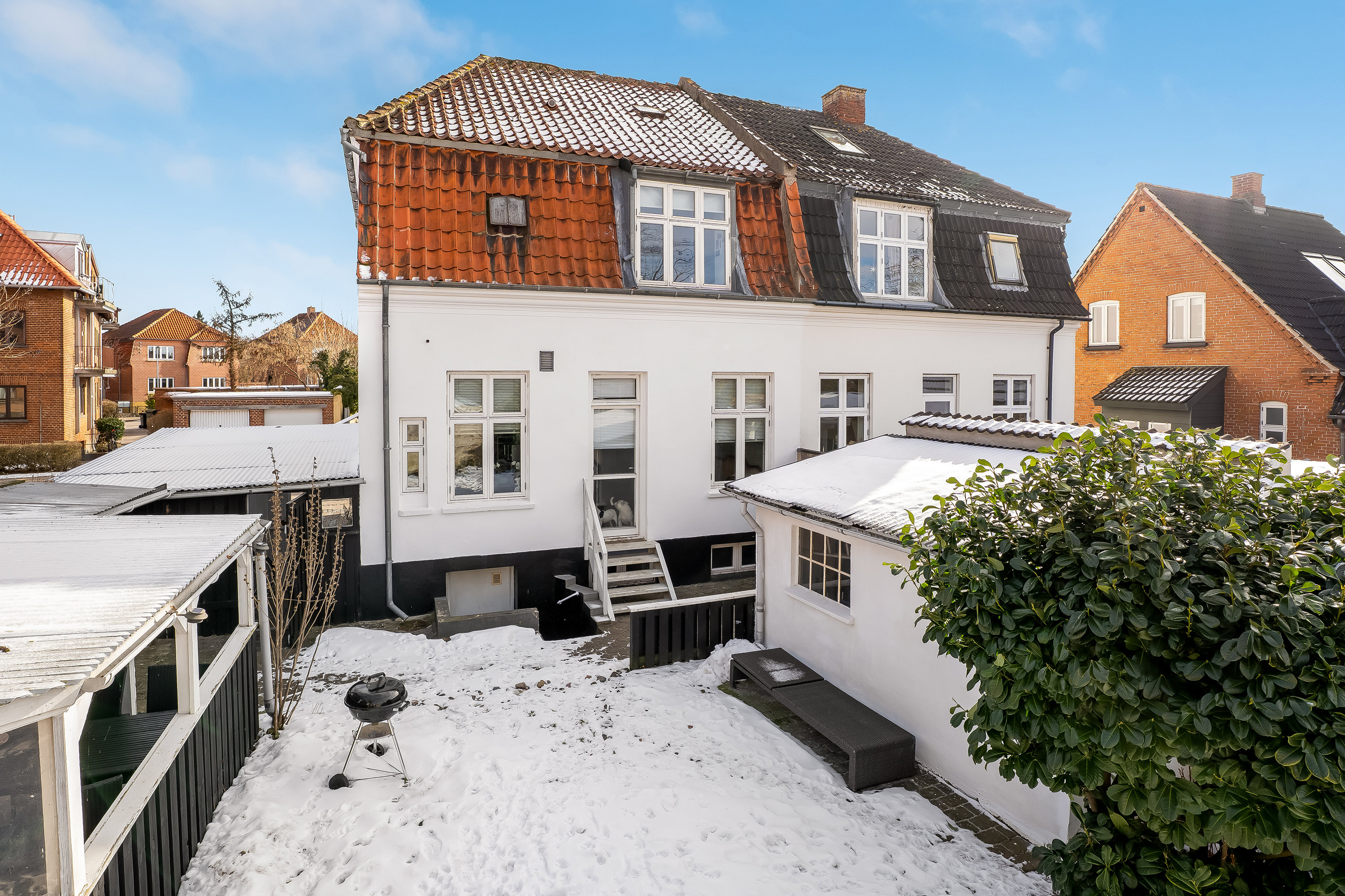 Fremhævet mastefoto billede i fuldskærmstilstand. Billede af Ryesgade 39, 4800 Nykøbing F