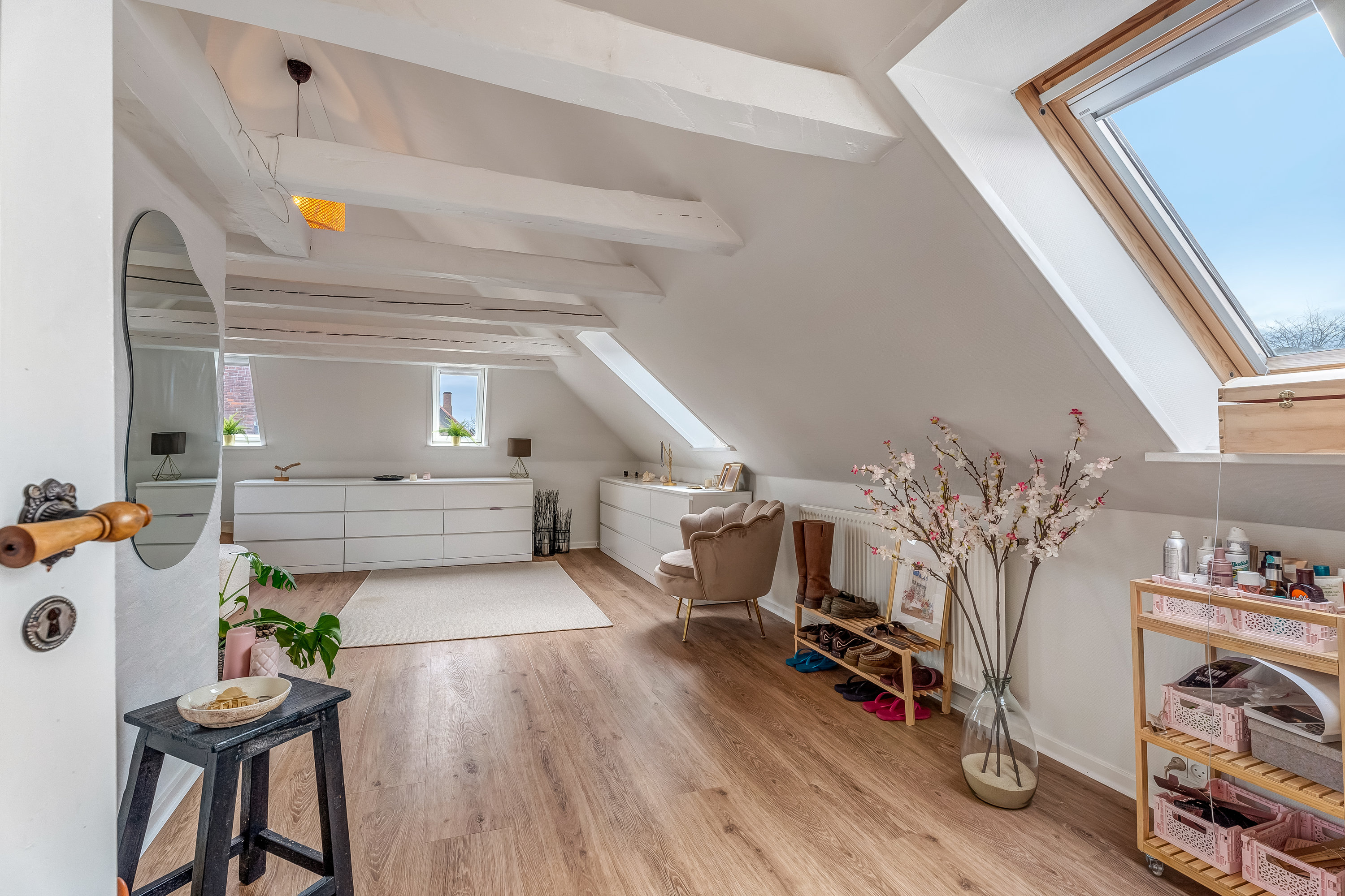 Fremhævet værelse billede i fuldskærmstilstand. Billede af Rosenvænget 26, 4800 Nykøbing F