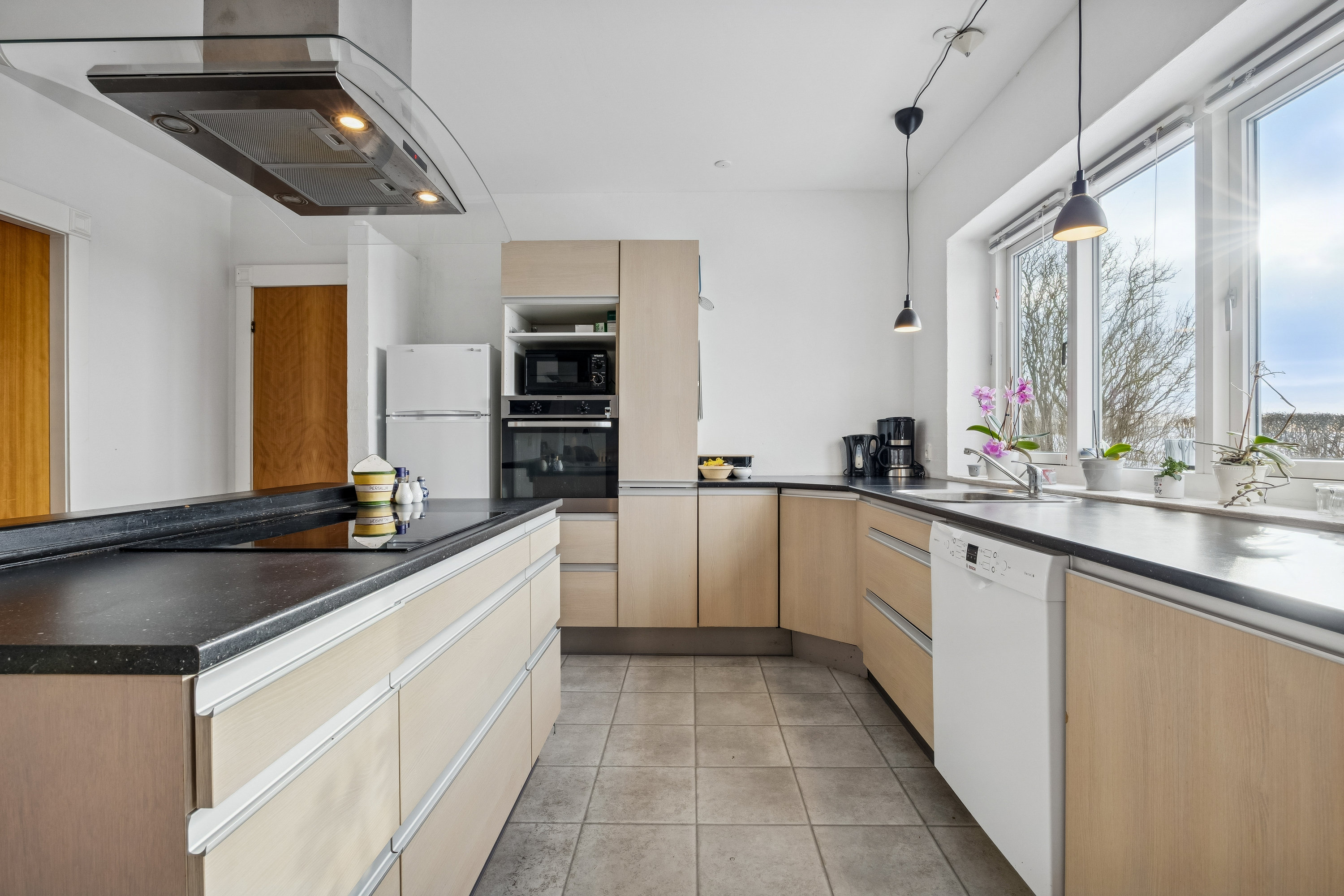 Fremhævet køkken billede i fuldskærmstilstand. Billede af Buerupvej 53, Buerup, 4450 Jyderup