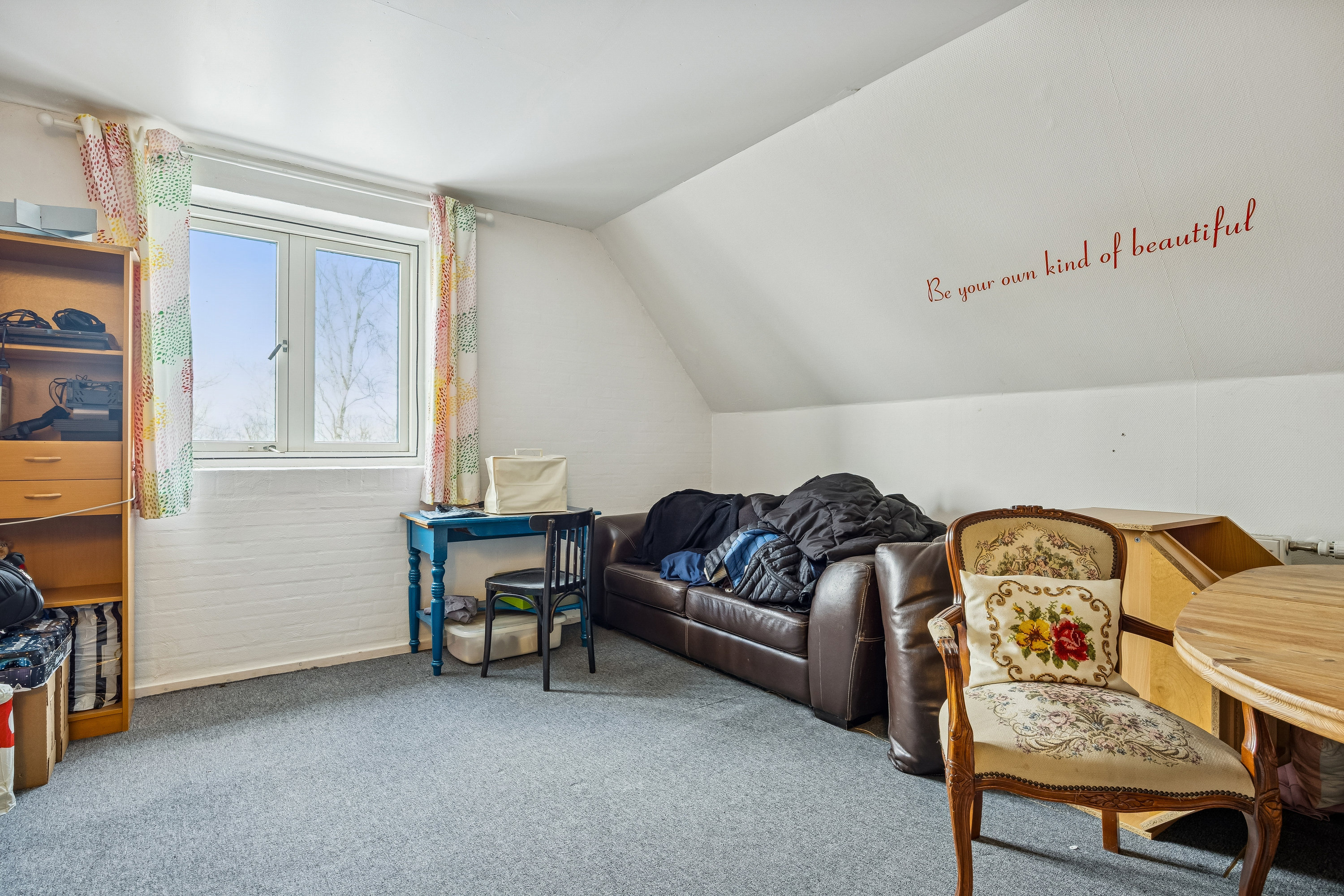 Fremhævet stue billede i fuldskærmstilstand. Billede af Buerupvej 53, Buerup, 4450 Jyderup