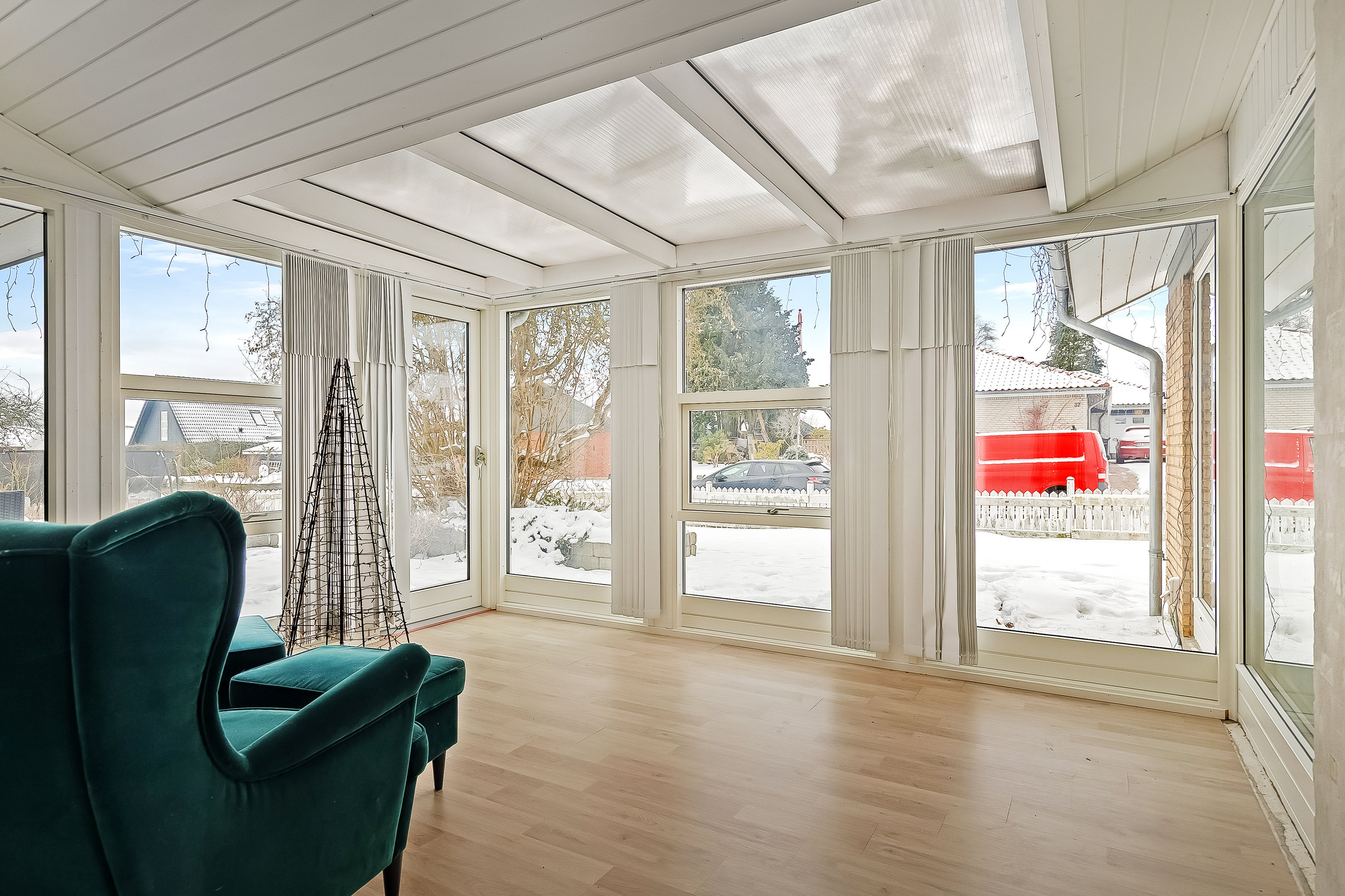 Fremhævet udestue billede i fuldskærmstilstand. Billede af Forsythiavej 46, Egeskov, 7000 Fredericia