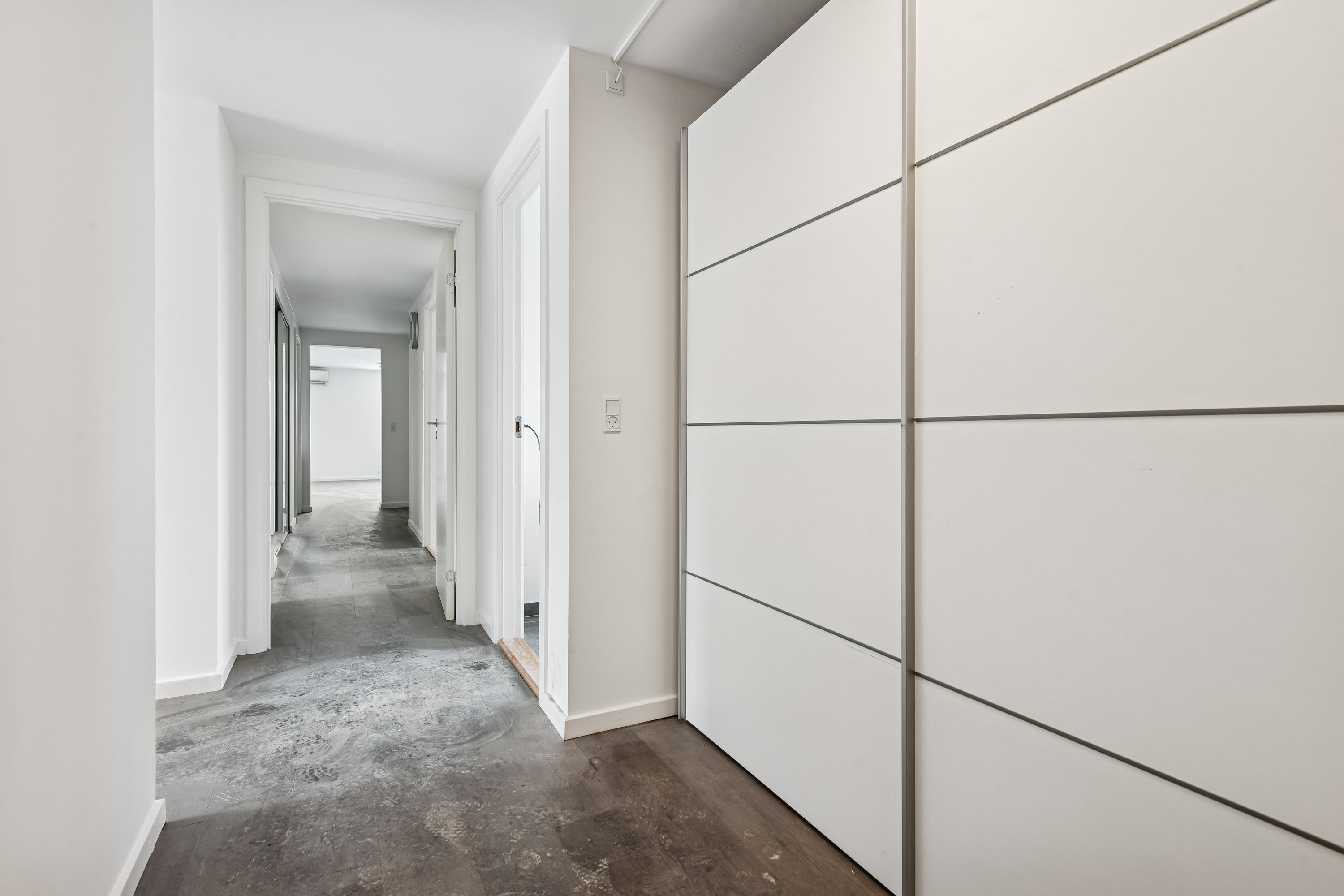 Fremhævet gang billede i fuldskærmstilstand. Billede af Birkemosen 4, 2640 Hedehusene