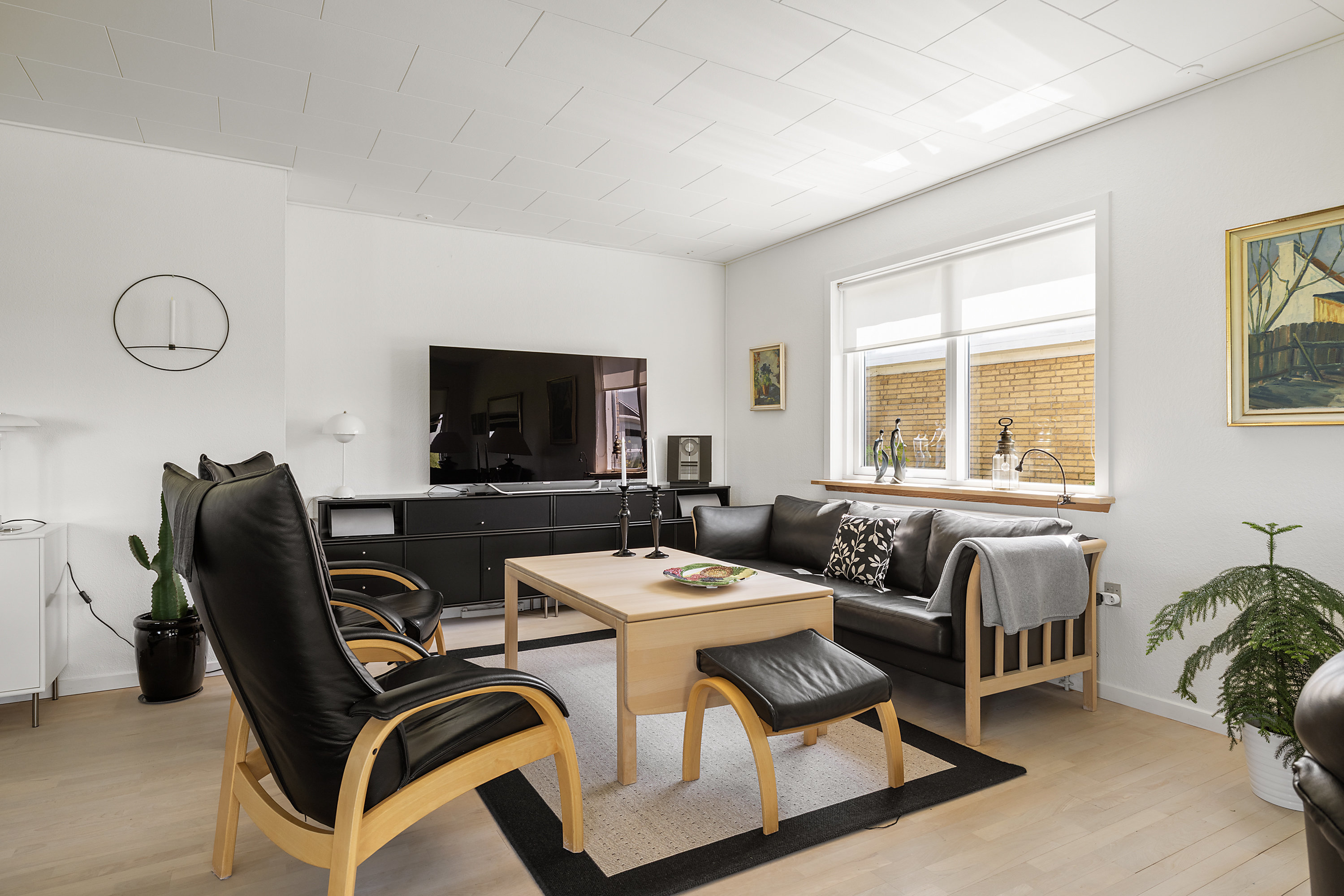 Fremhævet  billede i fuldskærmstilstand. Billede af Sundbrovej 40, 5700 Svendborg