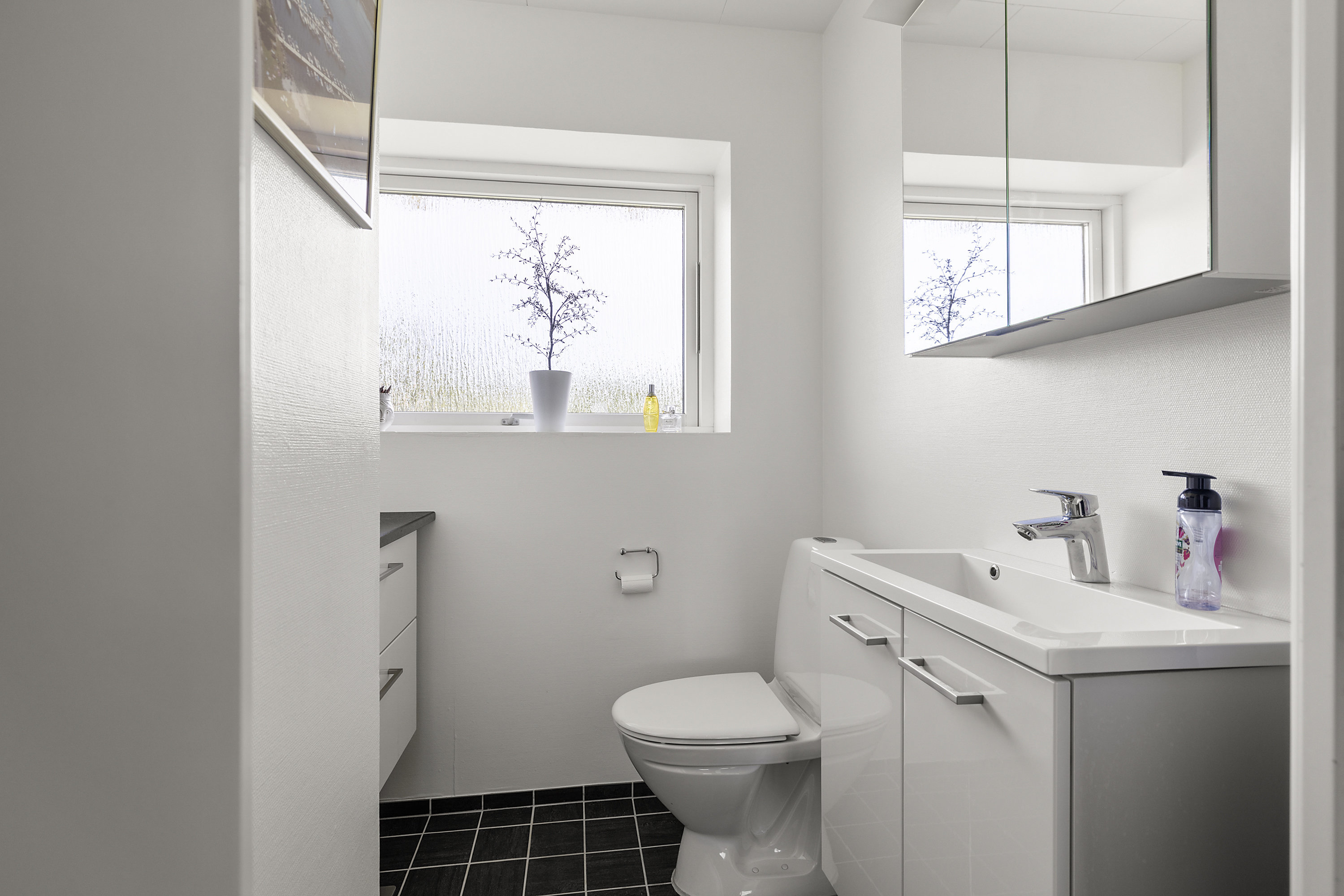 Fremhævet  billede i fuldskærmstilstand. Billede af Sundbrovej 40, 5700 Svendborg