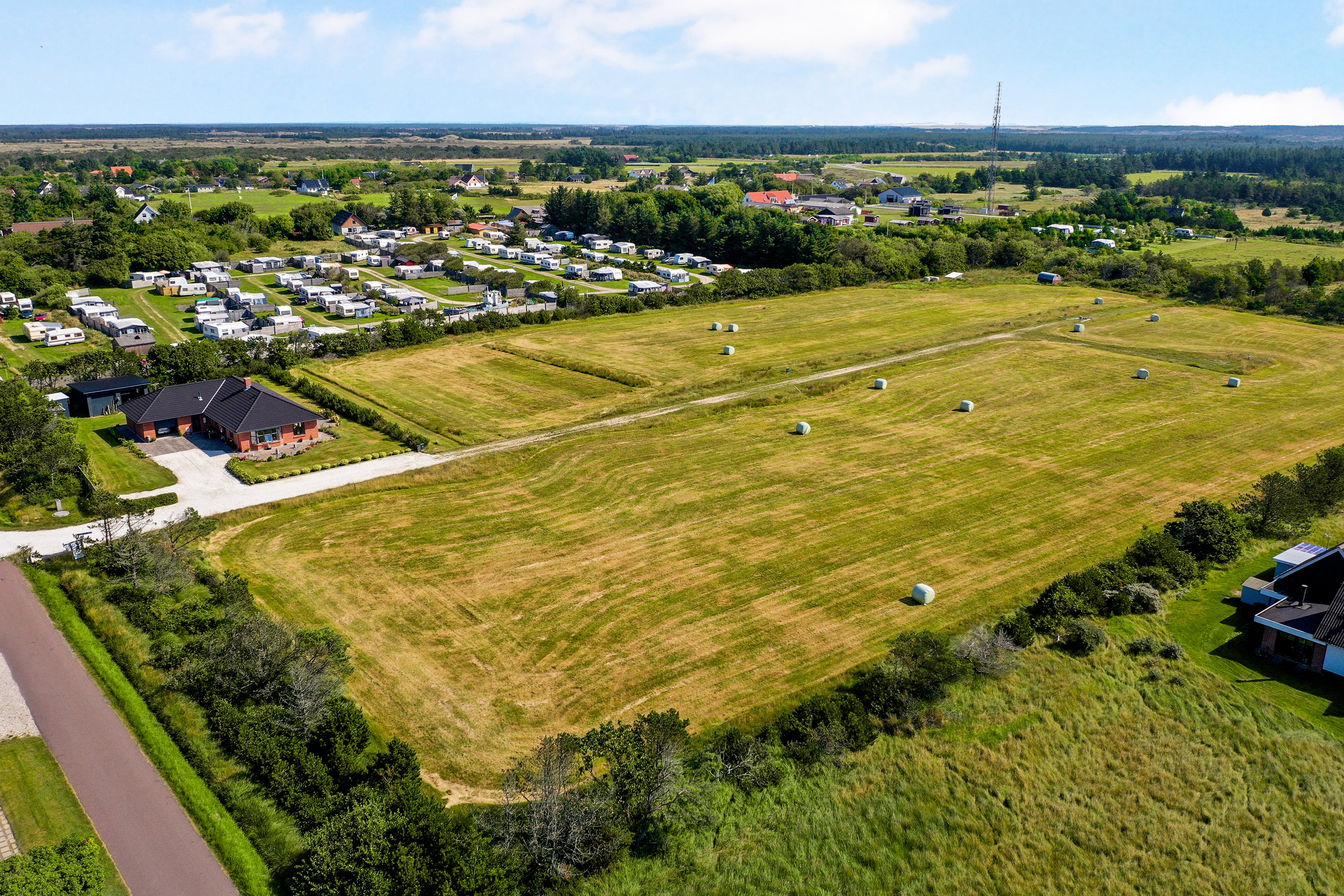 Fremhævet luftfoto billede i fuldskærmstilstand. Billede af Stenbjerg Parken 12, Stenbjerg, 7752 Snedsted