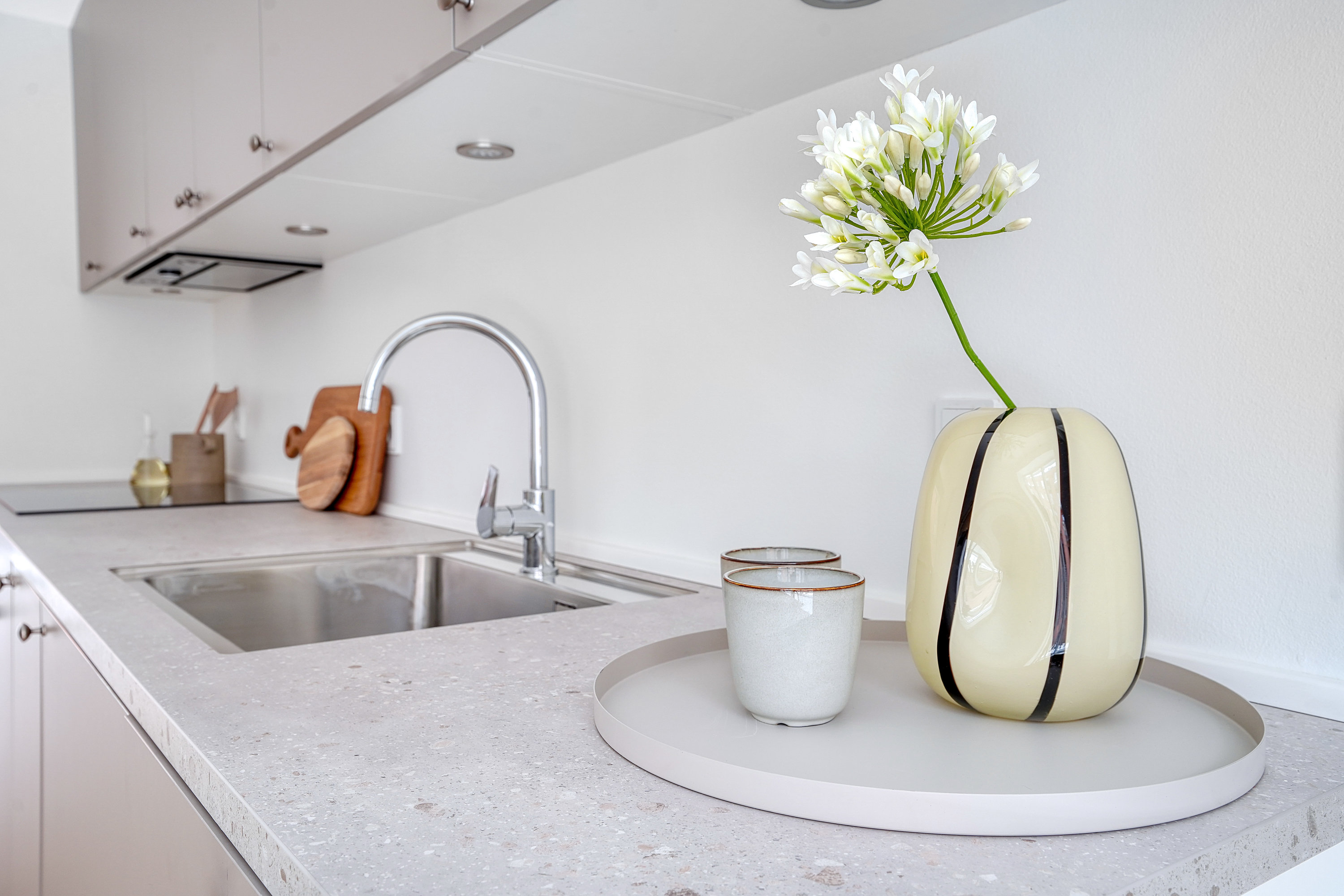 Fremhævet køkken billede i fuldskærmstilstand. Billede af Tove Maës Vej 6, 1. tv., 2500 Valby