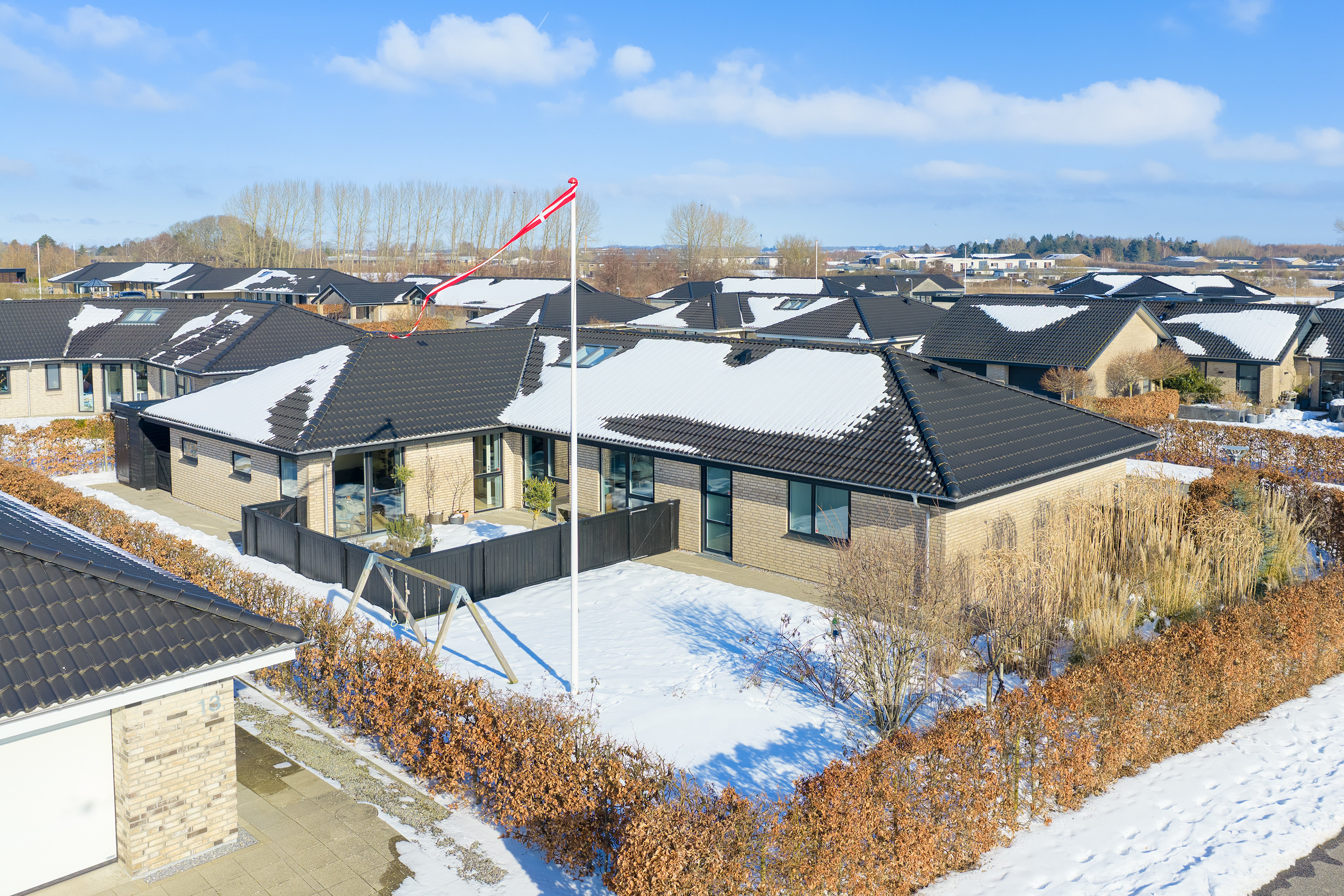 Miniaturebillede 1: facade. Billede af Langevænget 15, 5500 Middelfart