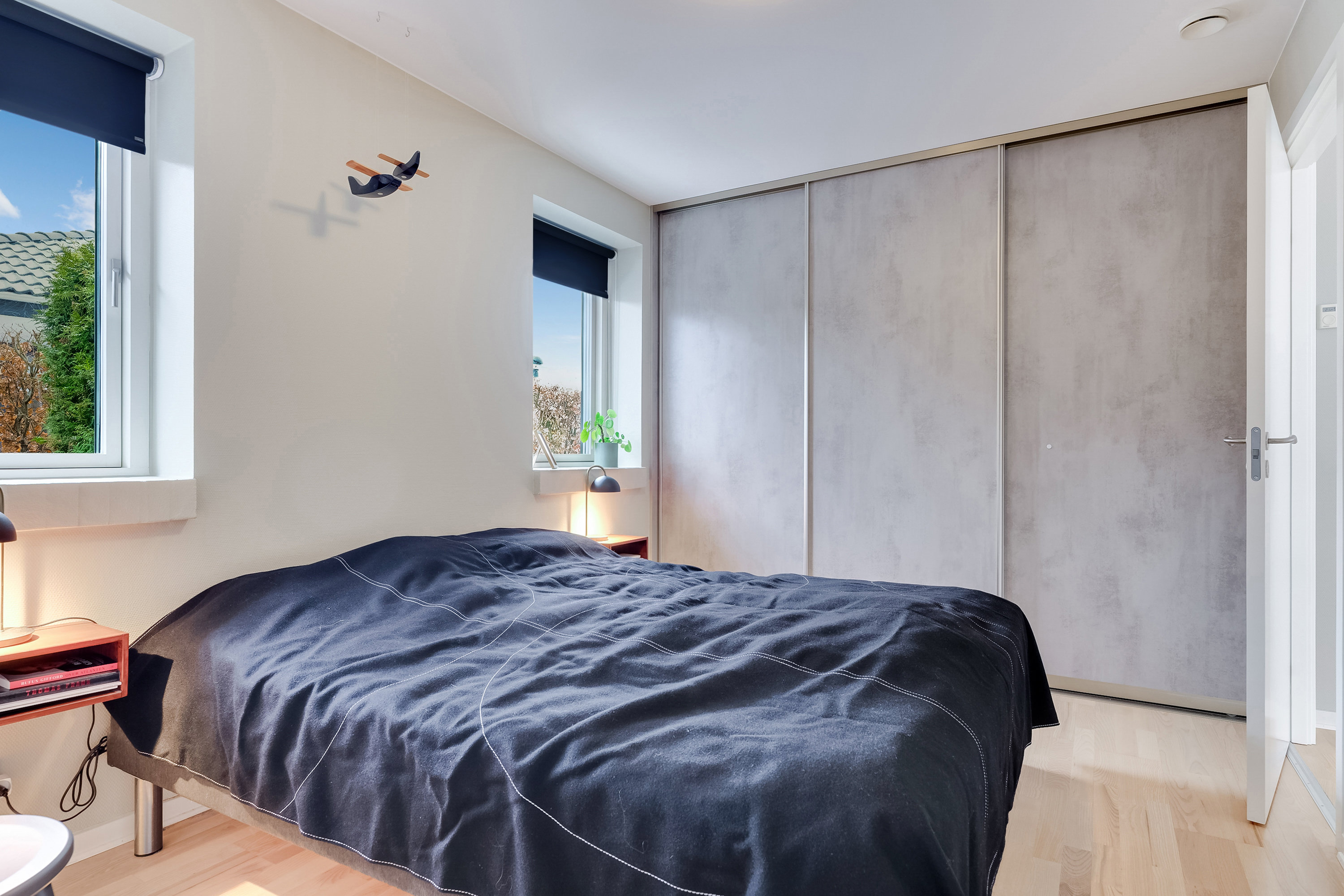 Fremhævet soveværelse billede i fuldskærmstilstand. Billede af Langevænget 15, 5500 Middelfart
