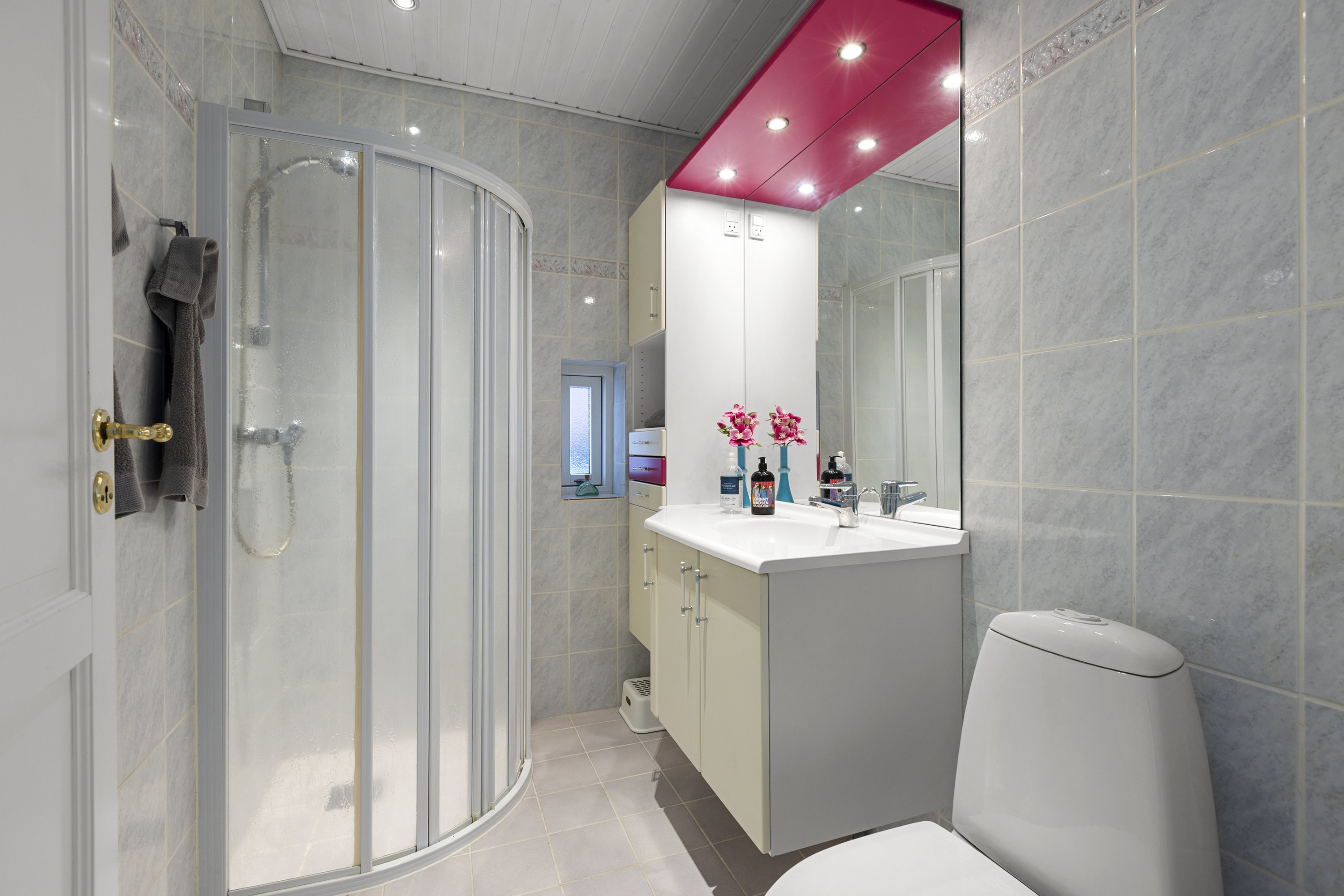 Fremhævet badeværelse billede i fuldskærmstilstand. Billede af Nordborgvej 4, 4200 Slagelse