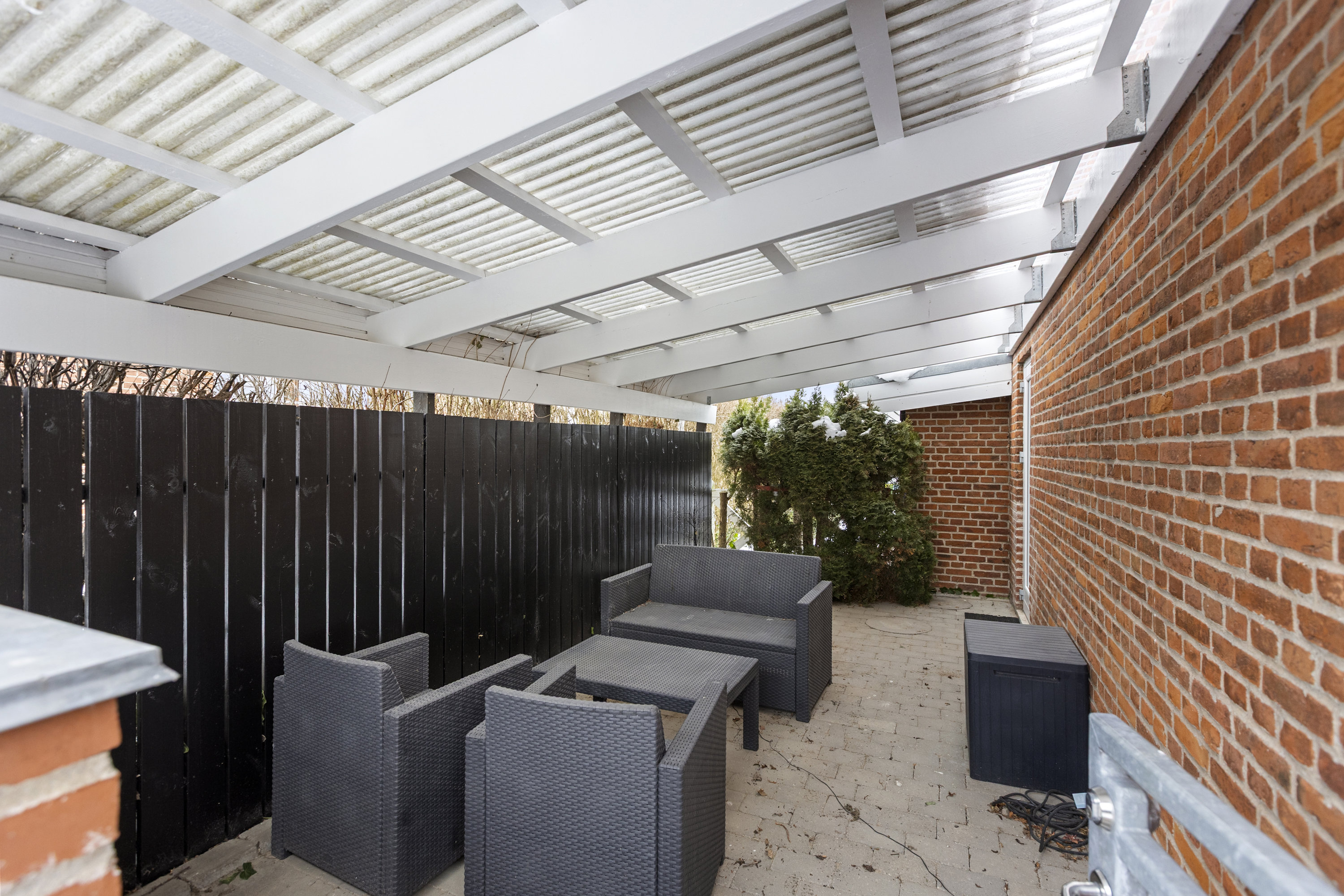 Fremhævet overdækket terrasse billede i fuldskærmstilstand. Billede af Valbygårdsvej 64, 4200 Slagelse