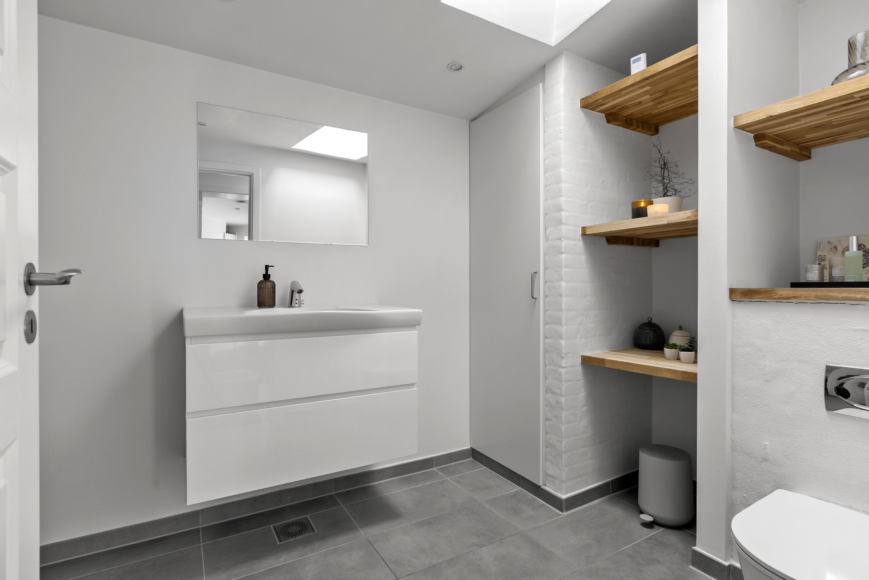 Fremhævet badeværelse billede i fuldskærmstilstand. Billede af Valbygårdsvej 64, 4200 Slagelse