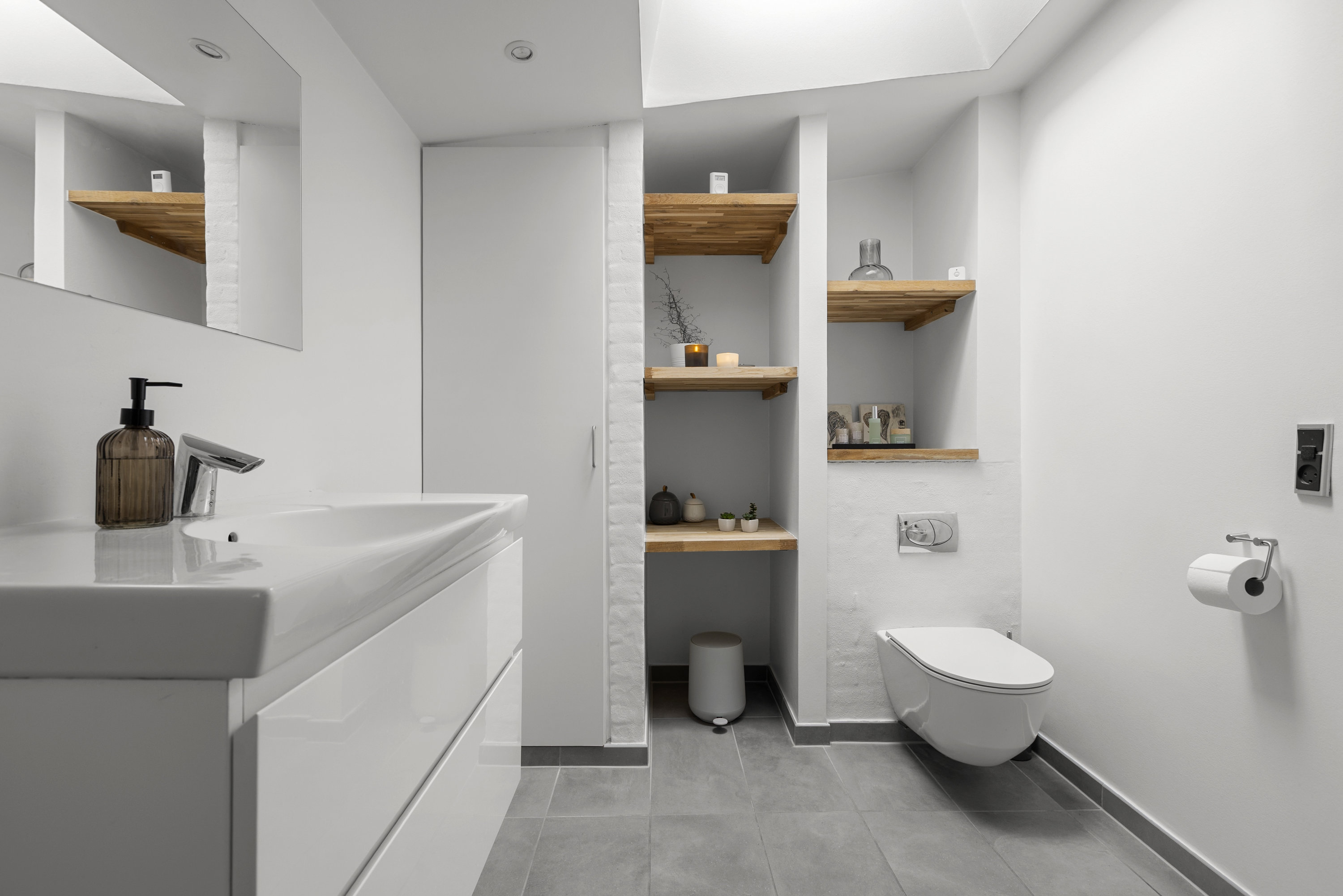 Fremhævet badeværelse billede i fuldskærmstilstand. Billede af Valbygårdsvej 64, 4200 Slagelse