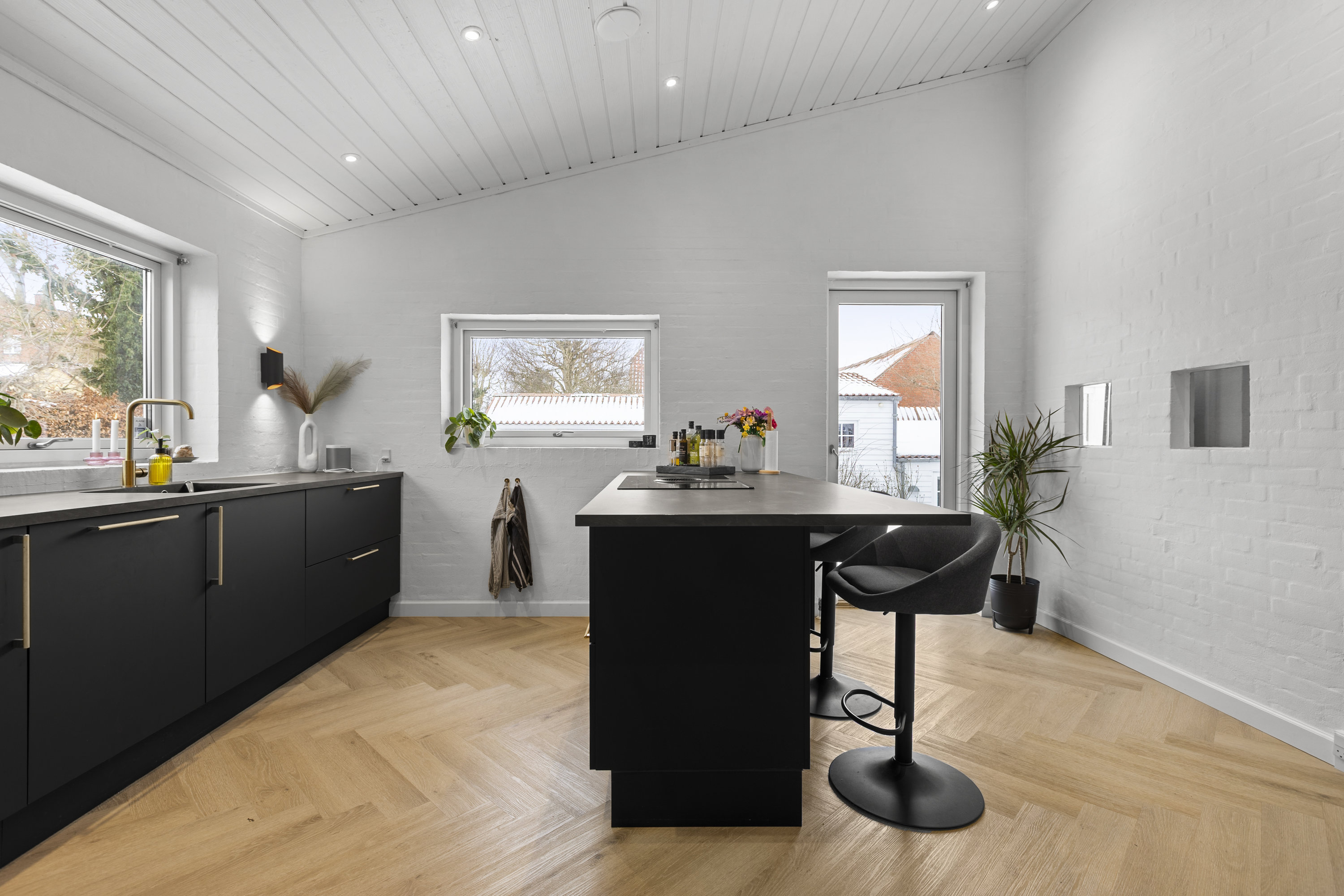 Fremhævet køkken billede i fuldskærmstilstand. Billede af Kongevejen 5B, 4200 Slagelse